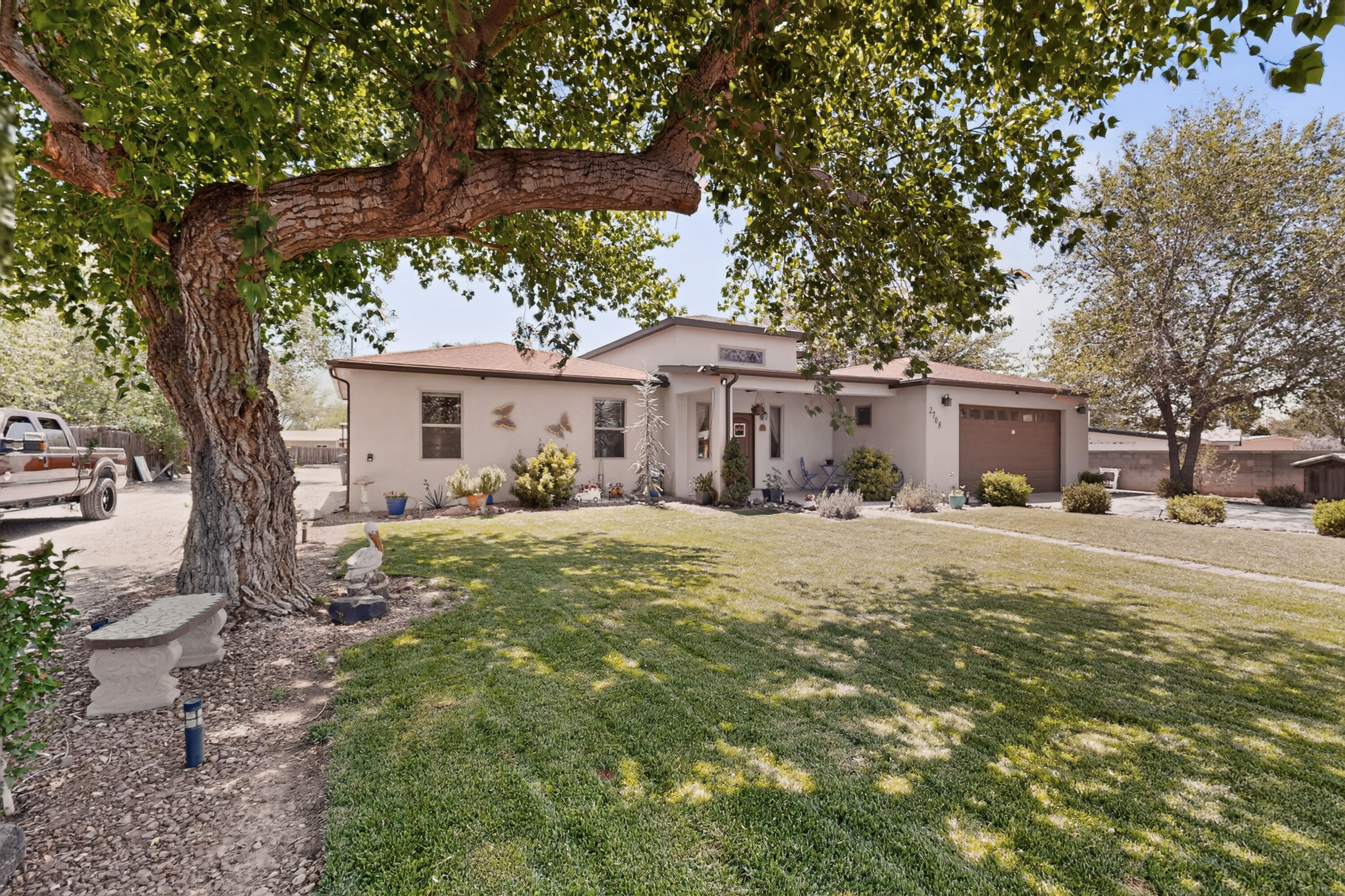 2708 Darlene Place SW