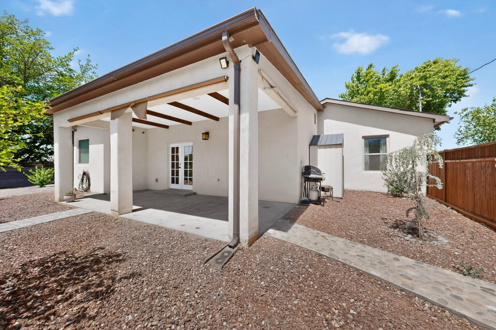 2708 Darlene Place SW