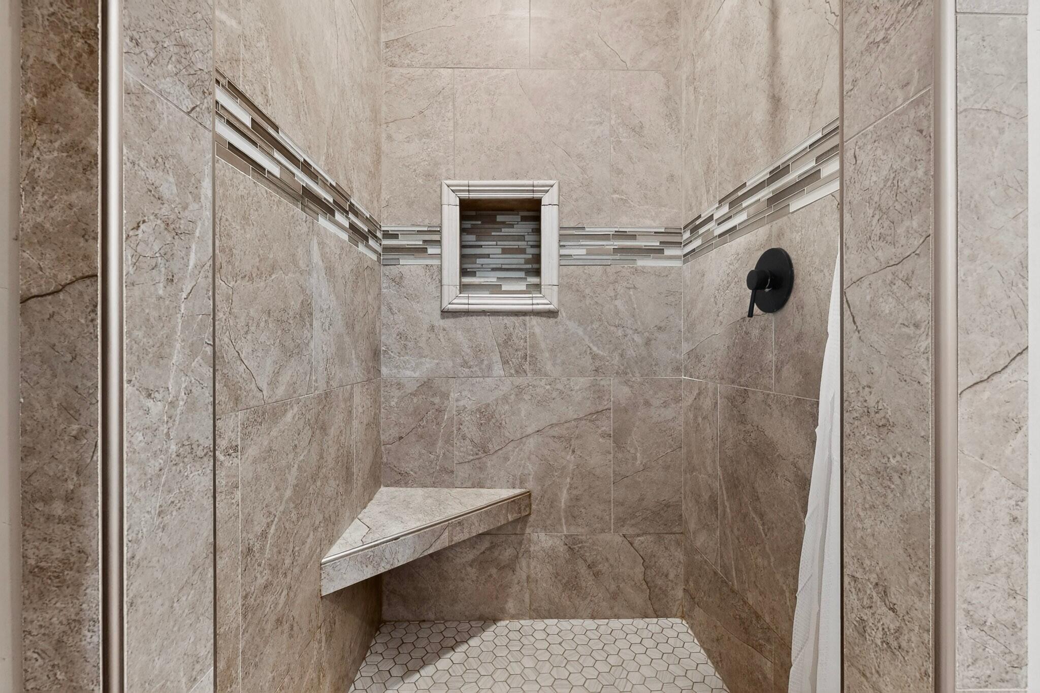 2708 Darlene Place SW