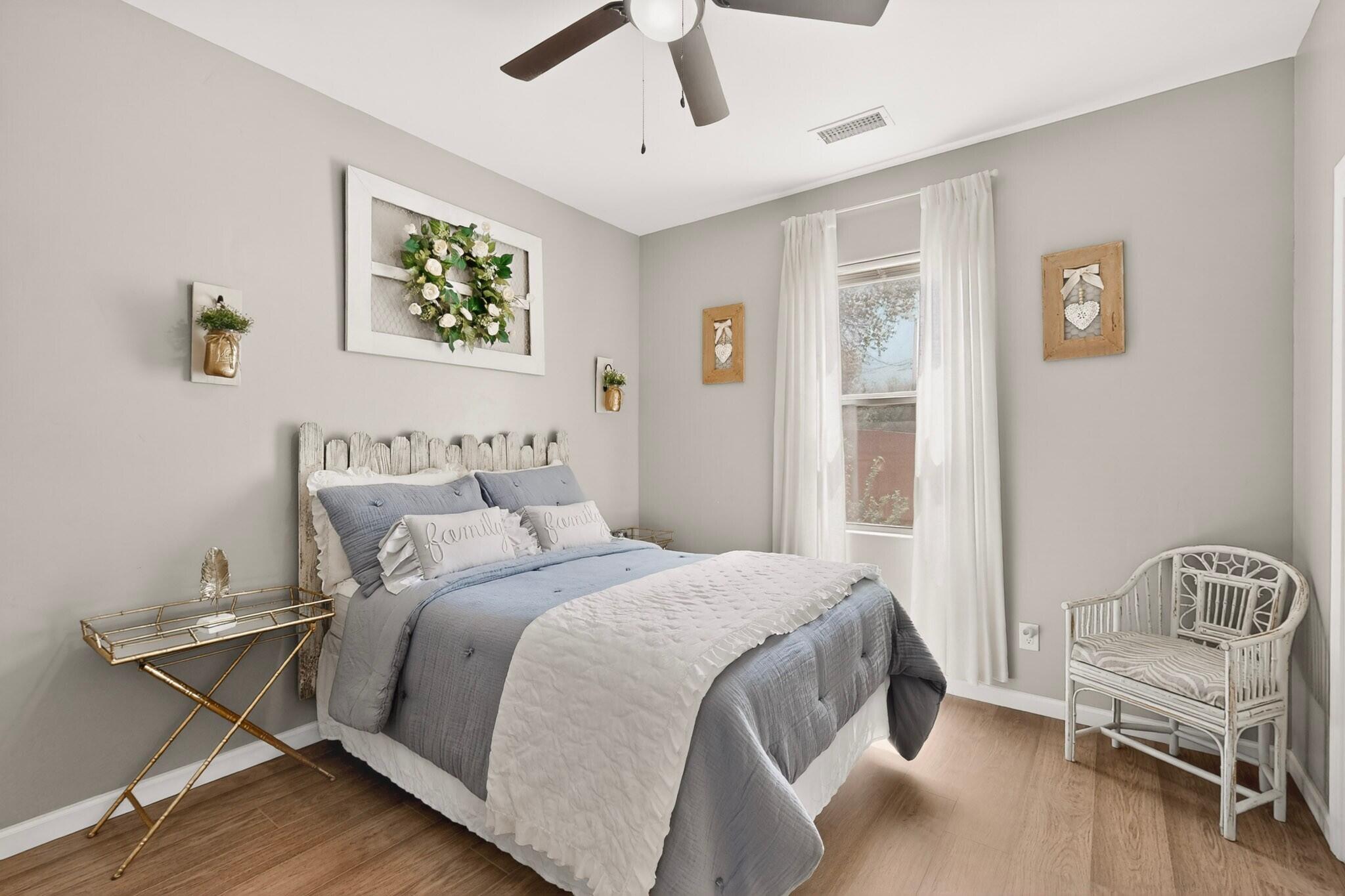 2708 Darlene Place SW