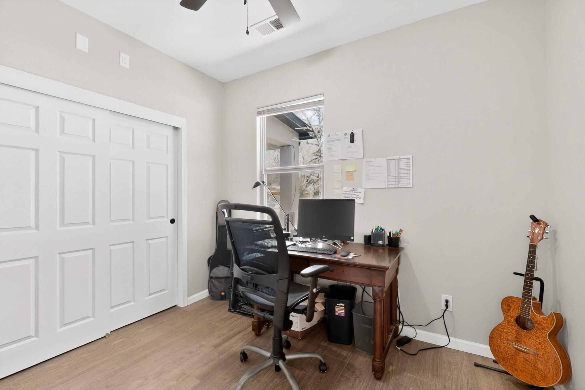 2708 Darlene Place SW