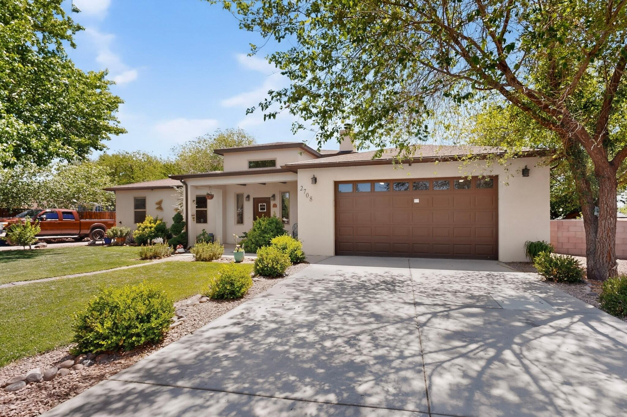 2708 Darlene Place SW