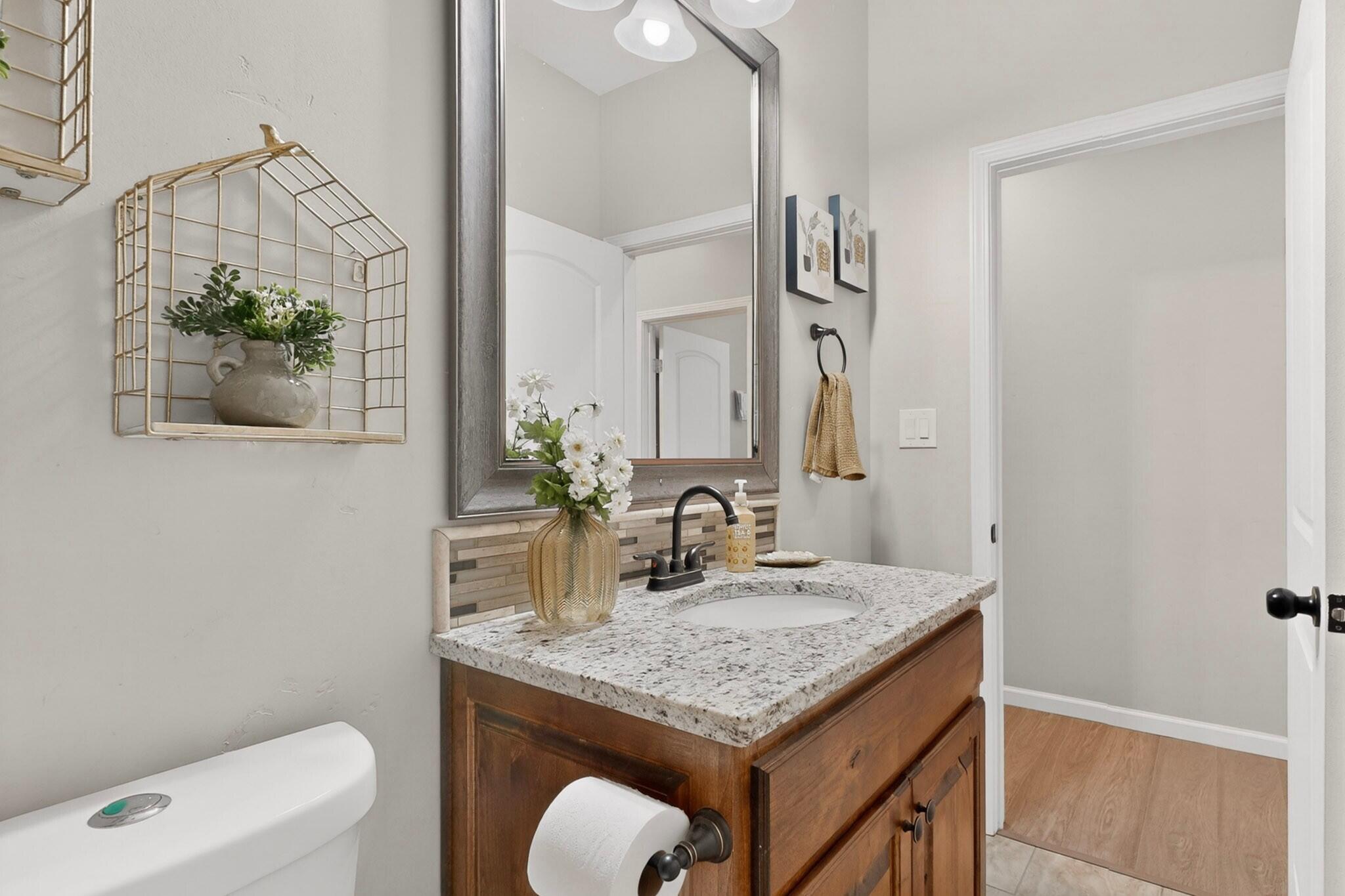 2708 Darlene Place SW