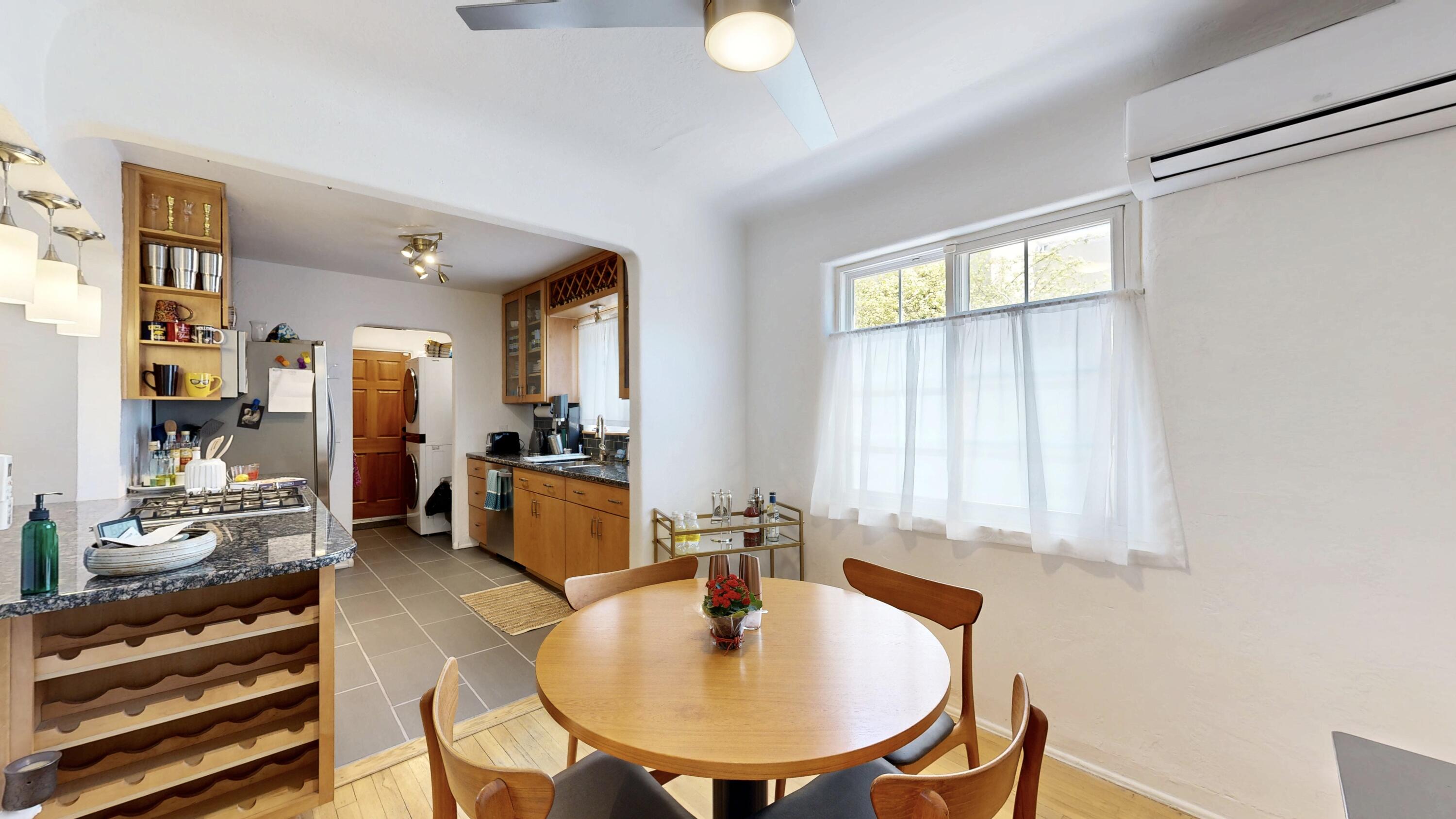 1900 Anderson Place SE