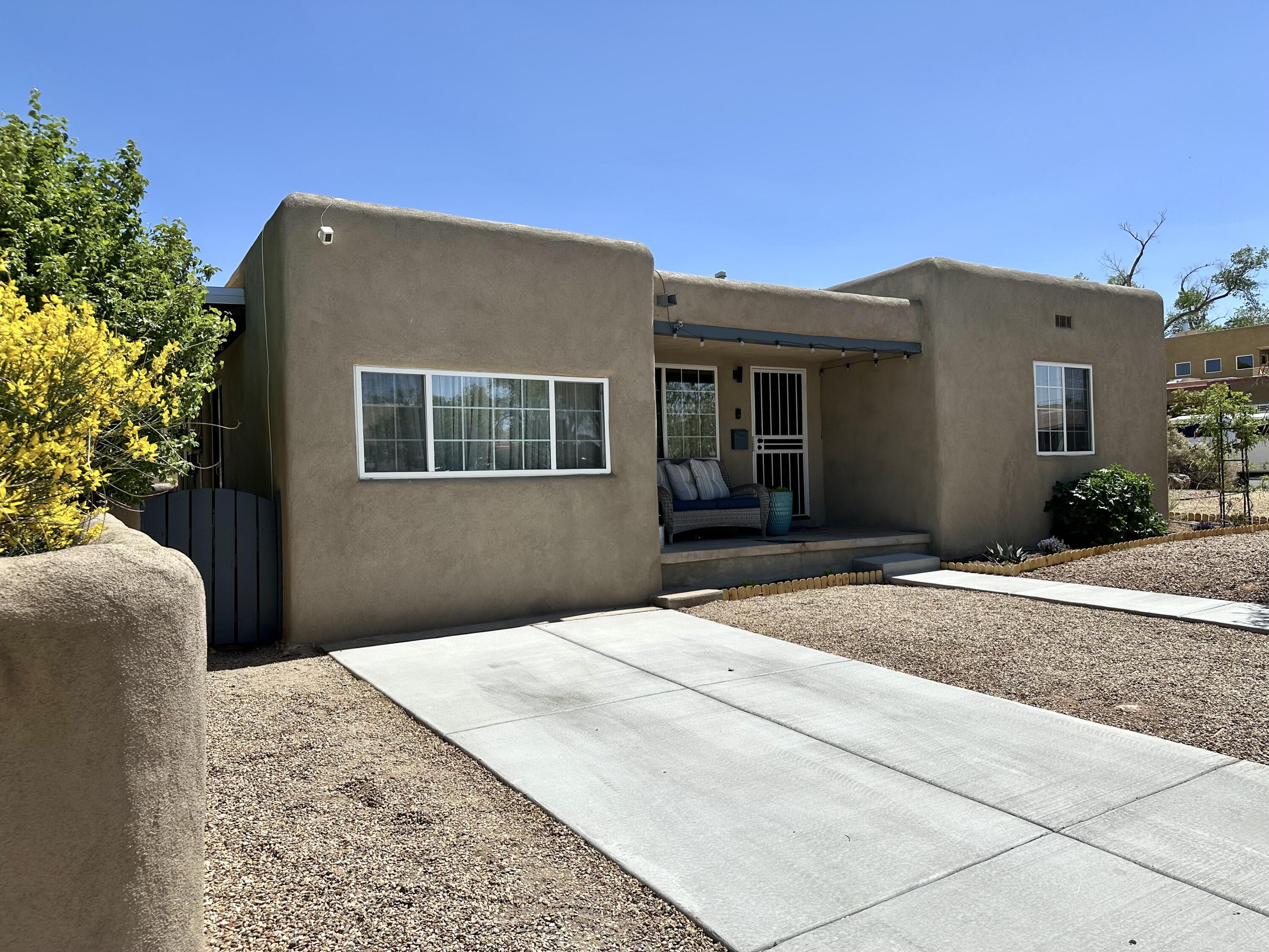 1900 Anderson Place SE