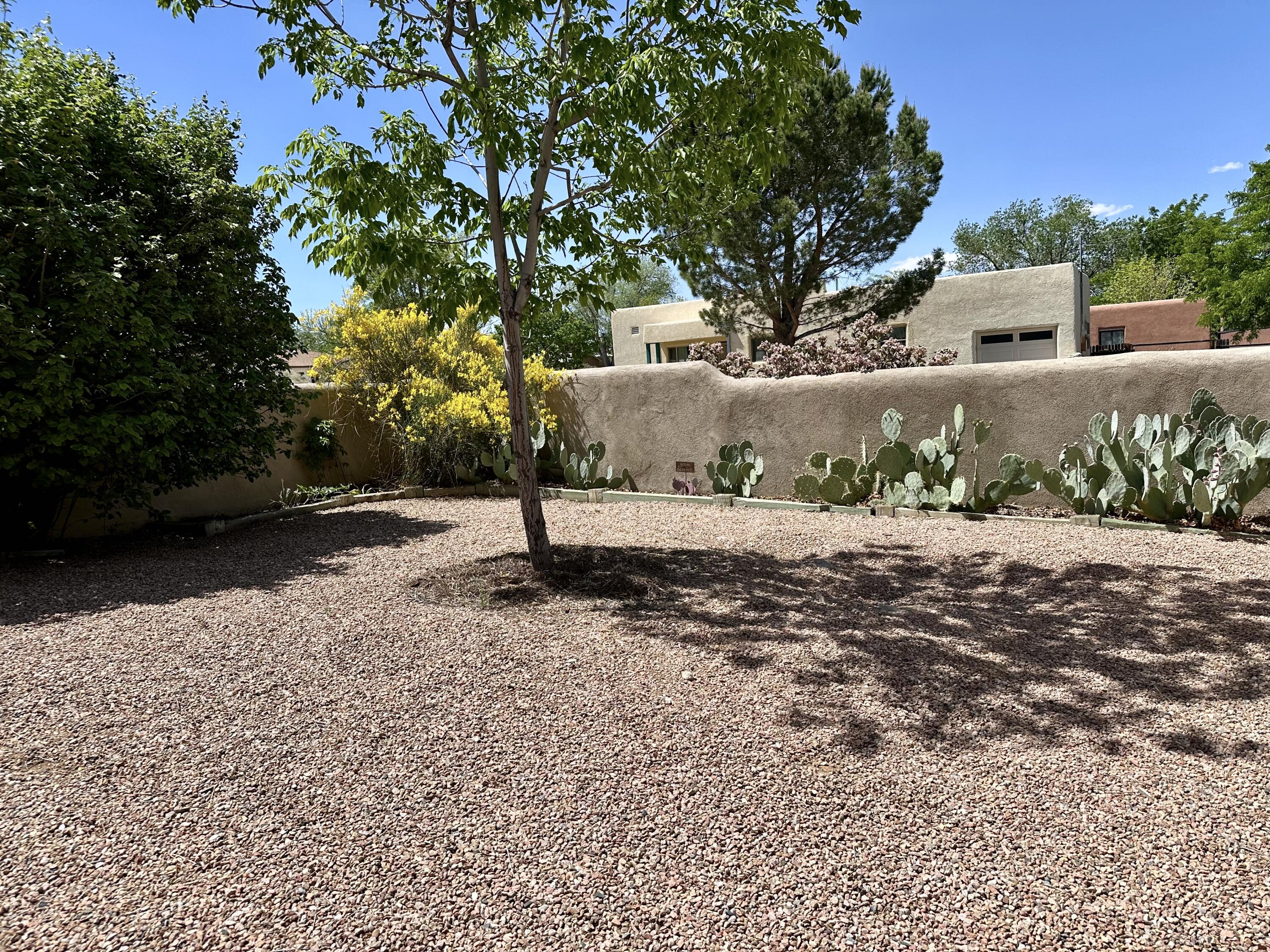 1900 Anderson Place SE