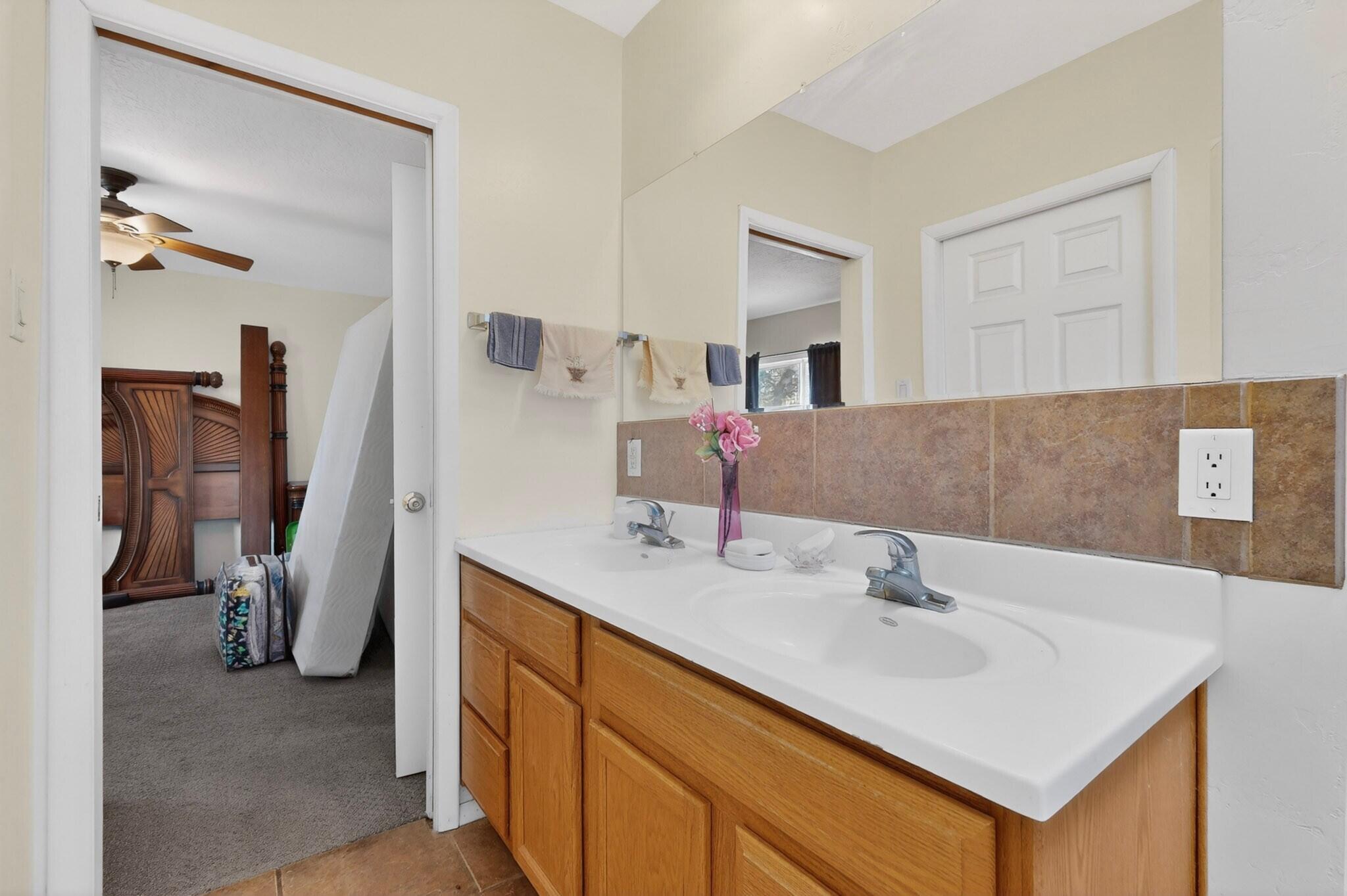 10017 Constitution Avenue NE