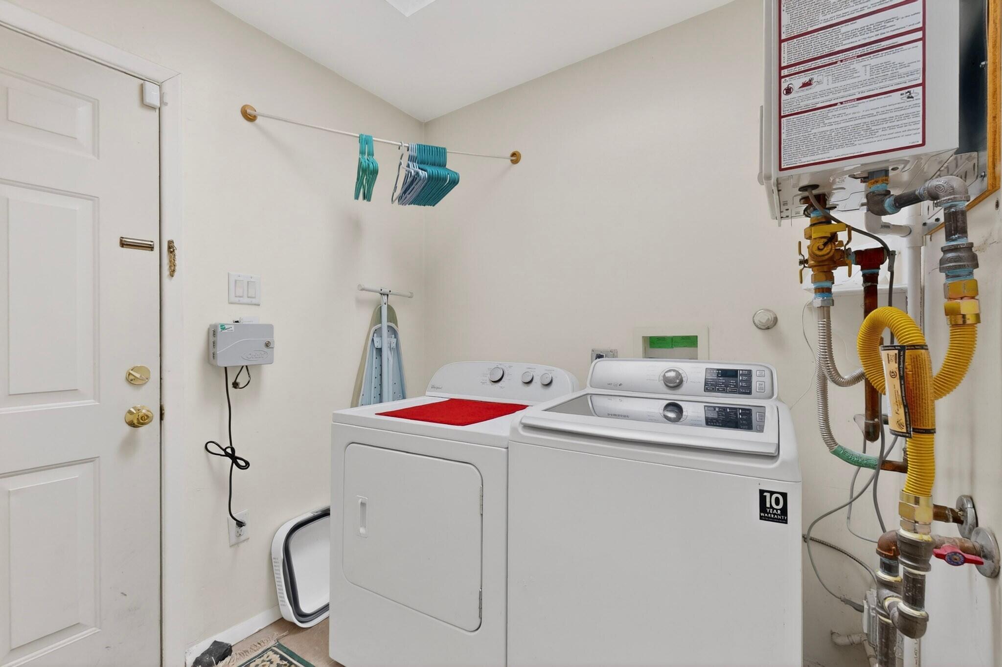 10017 Constitution Avenue NE