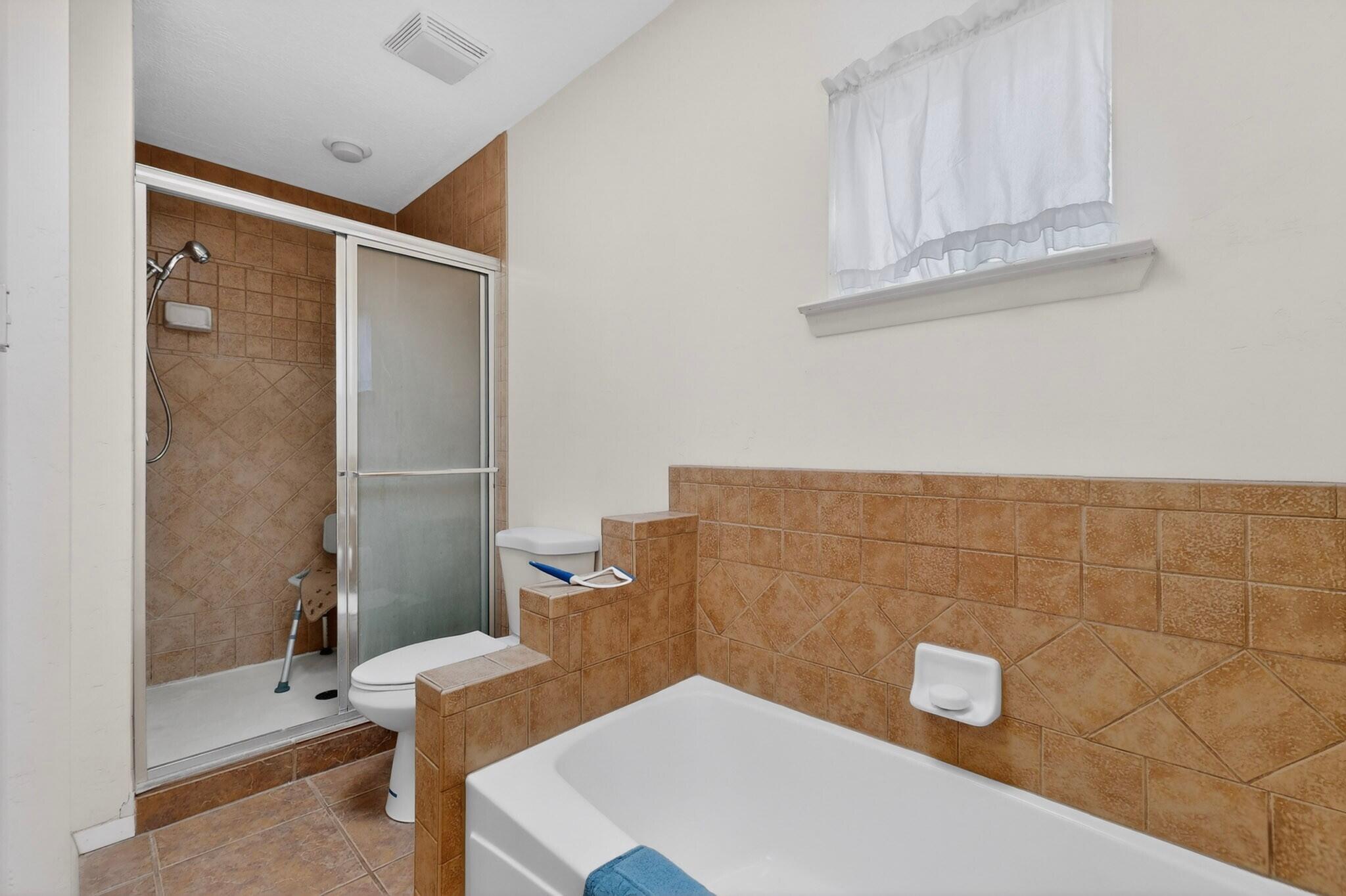 10017 Constitution Avenue NE