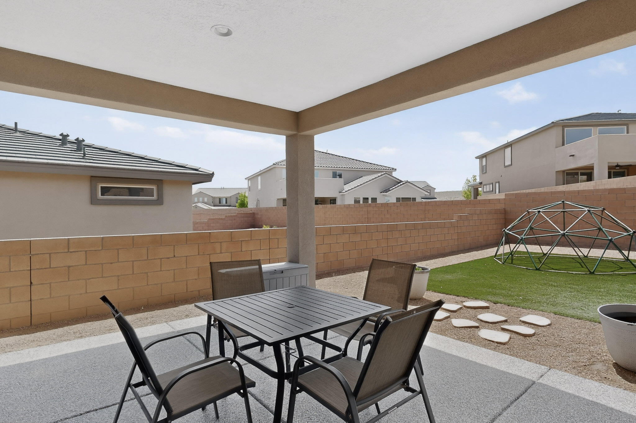 2199 Beckham Drive NE