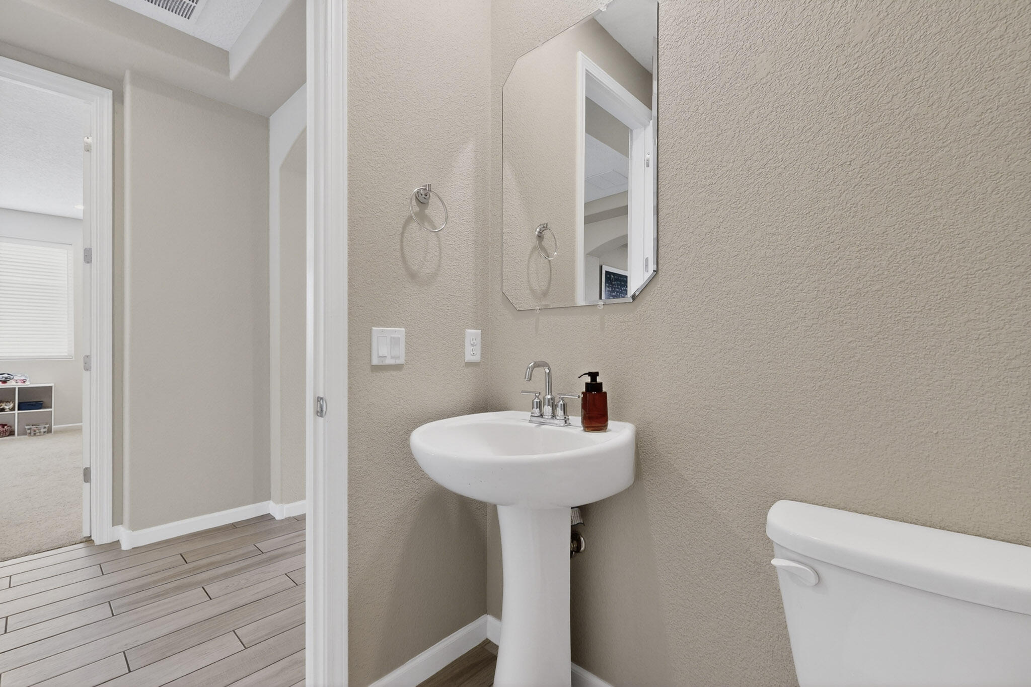 2199 Beckham Drive NE