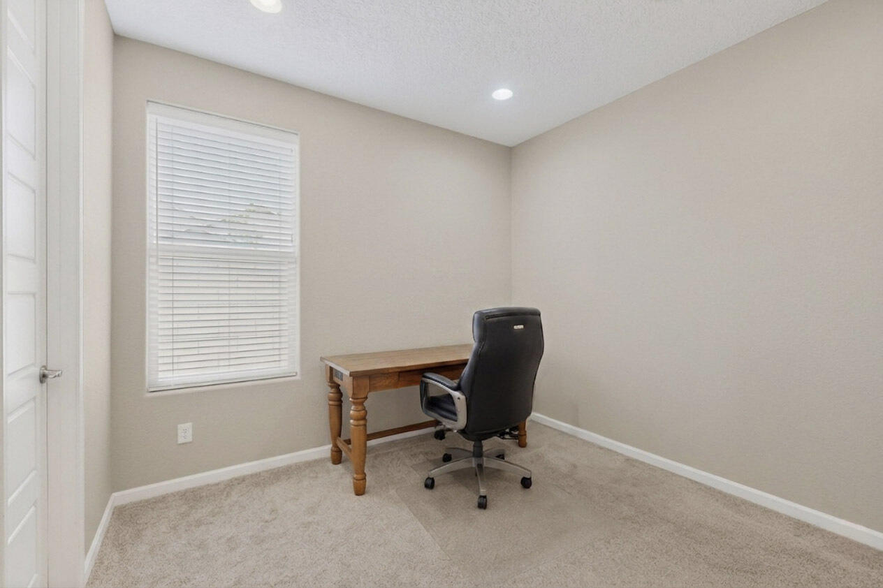 2199 Beckham Drive NE