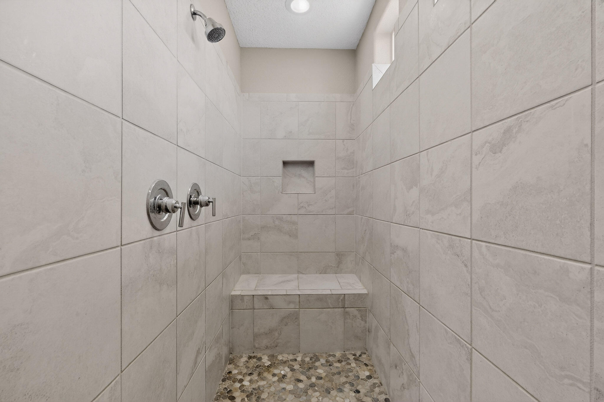 2199 Beckham Drive NE