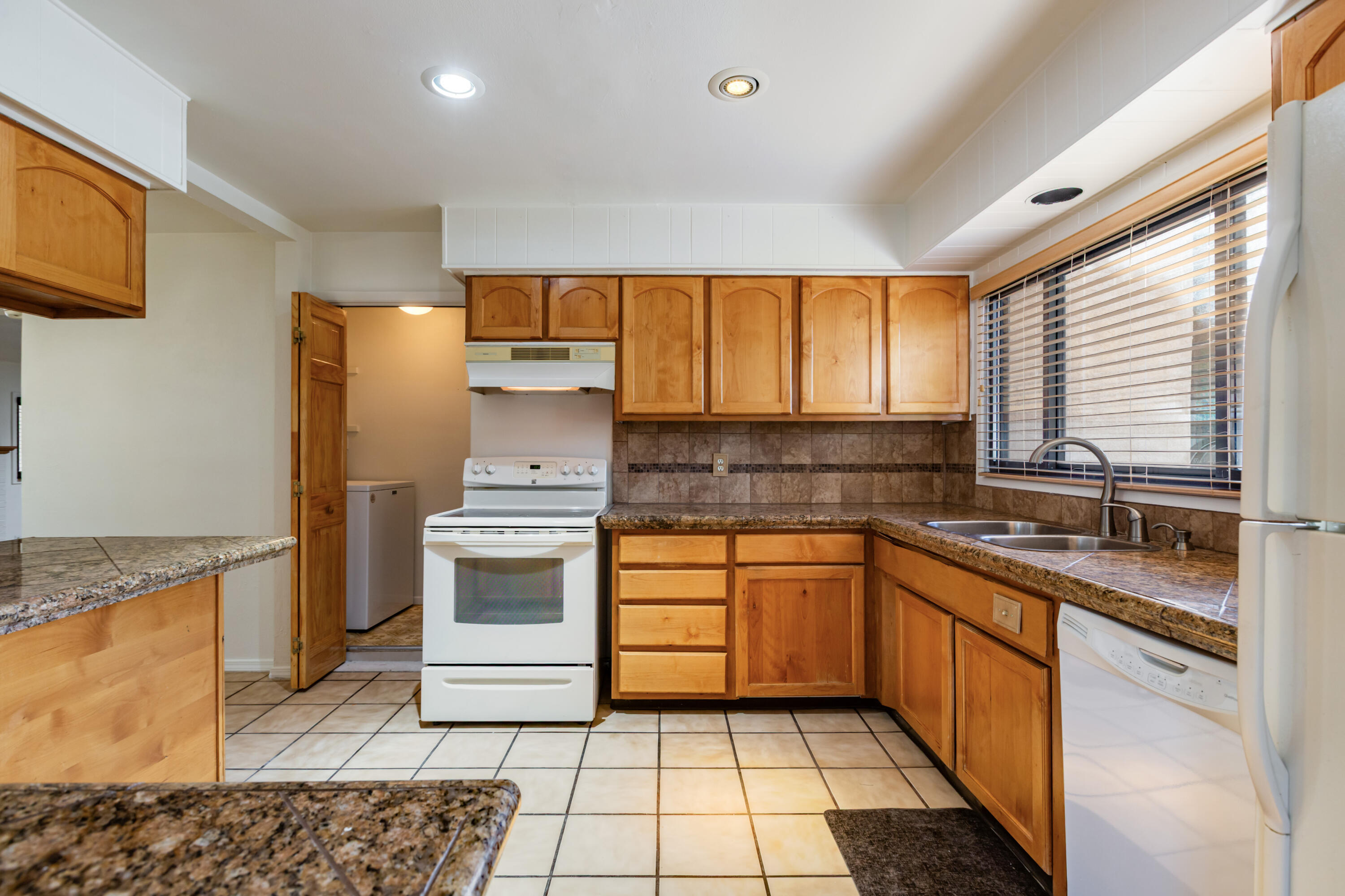 10028 Propps Street NE