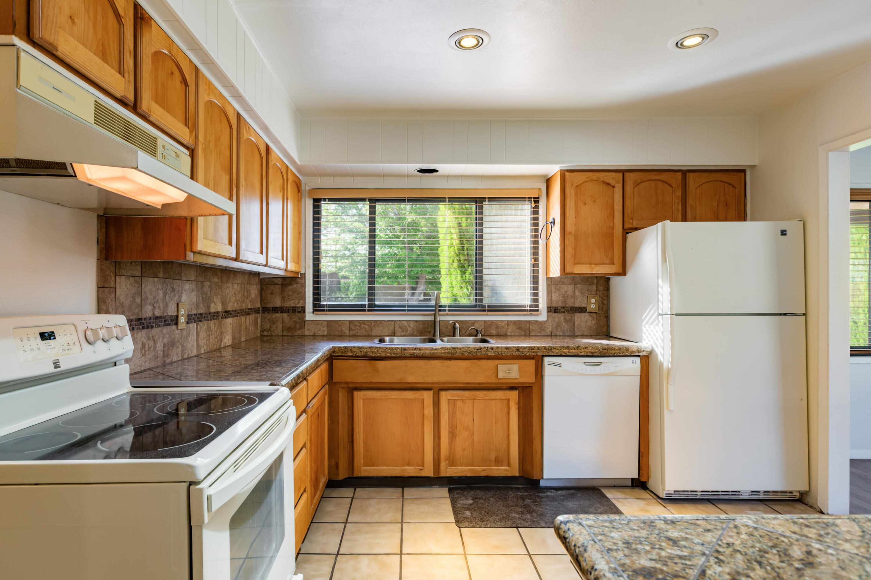 10028 Propps Street NE