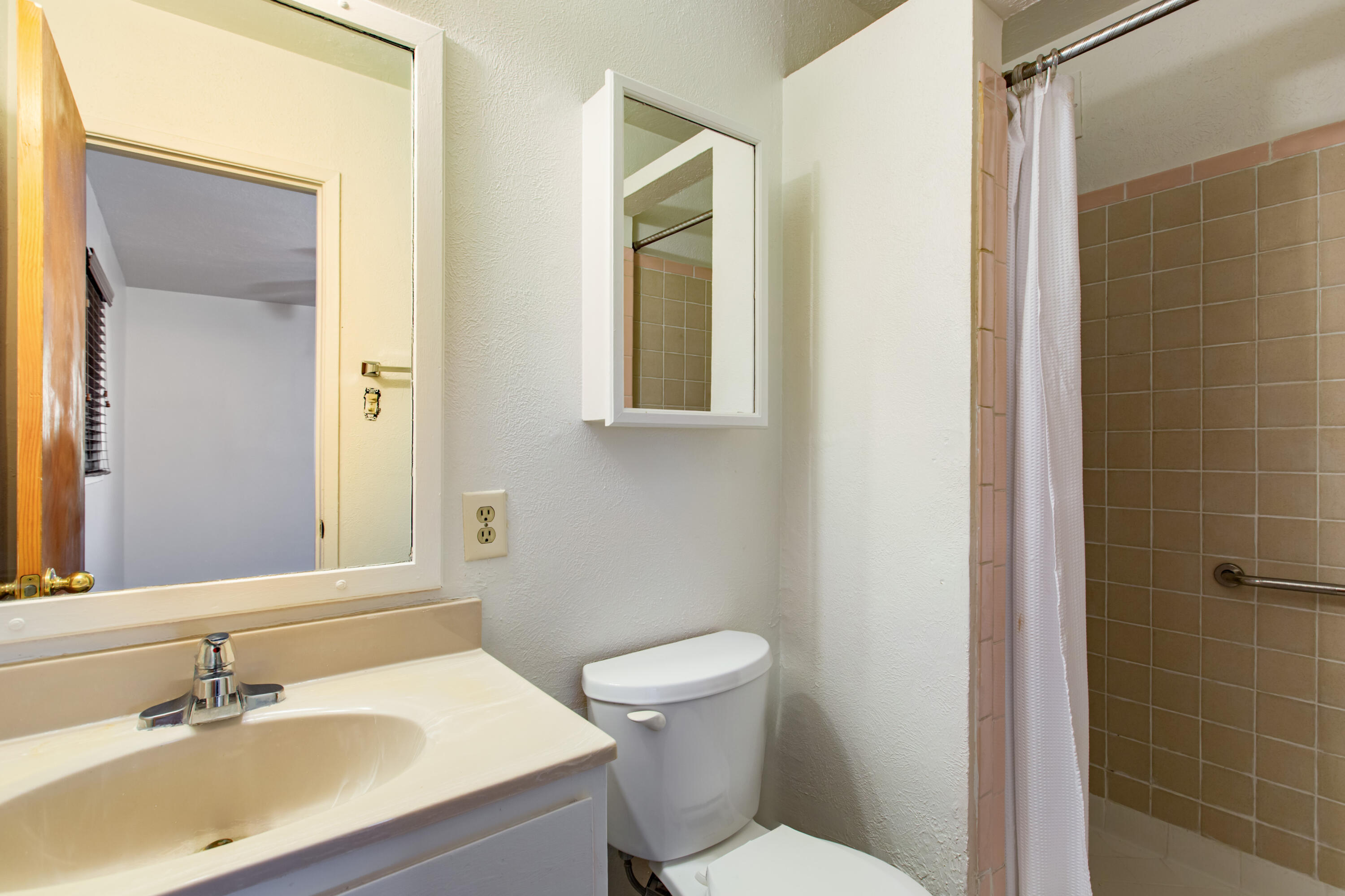 10028 Propps Street NE