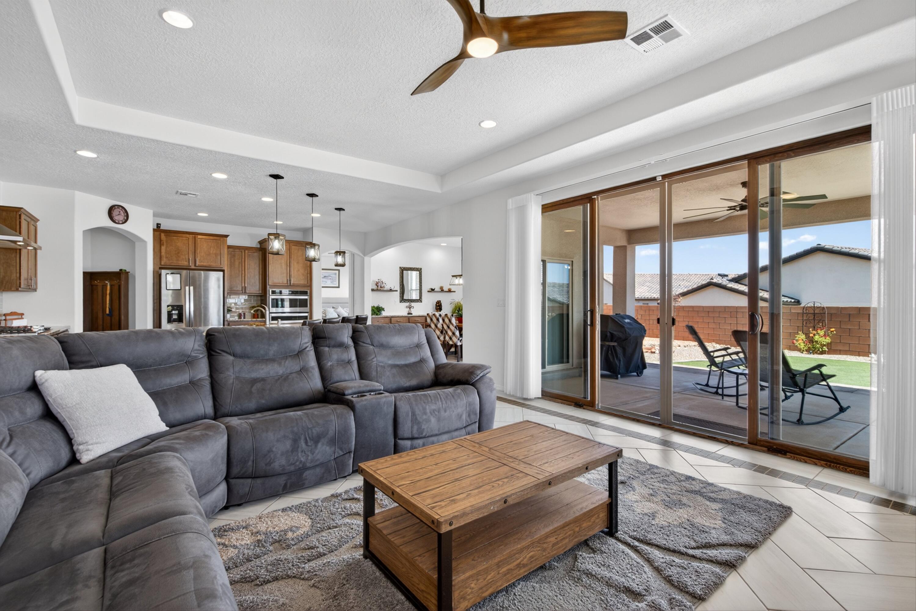 4077 Plant Drive NE