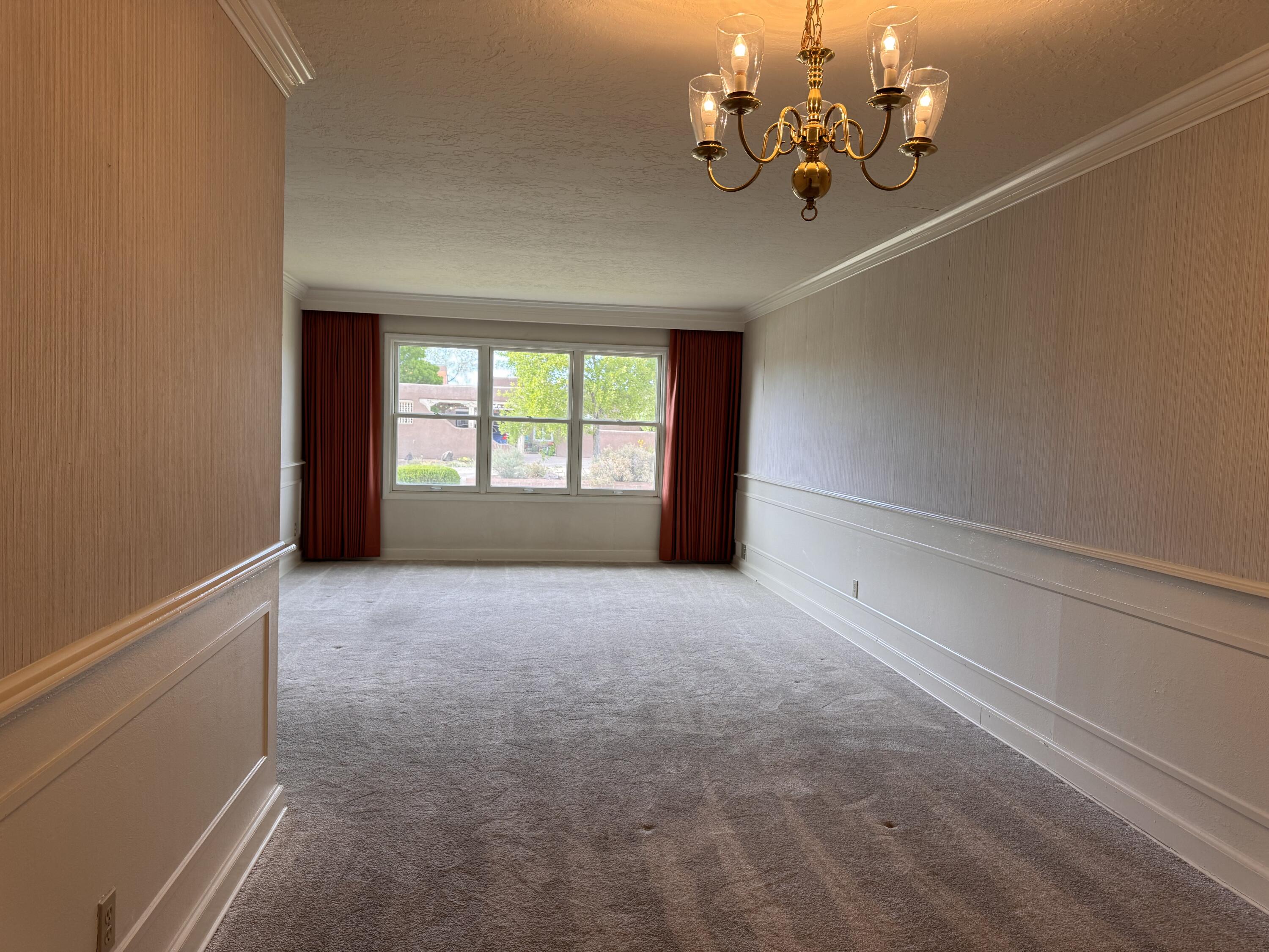 2512 Cutler Avenue NE