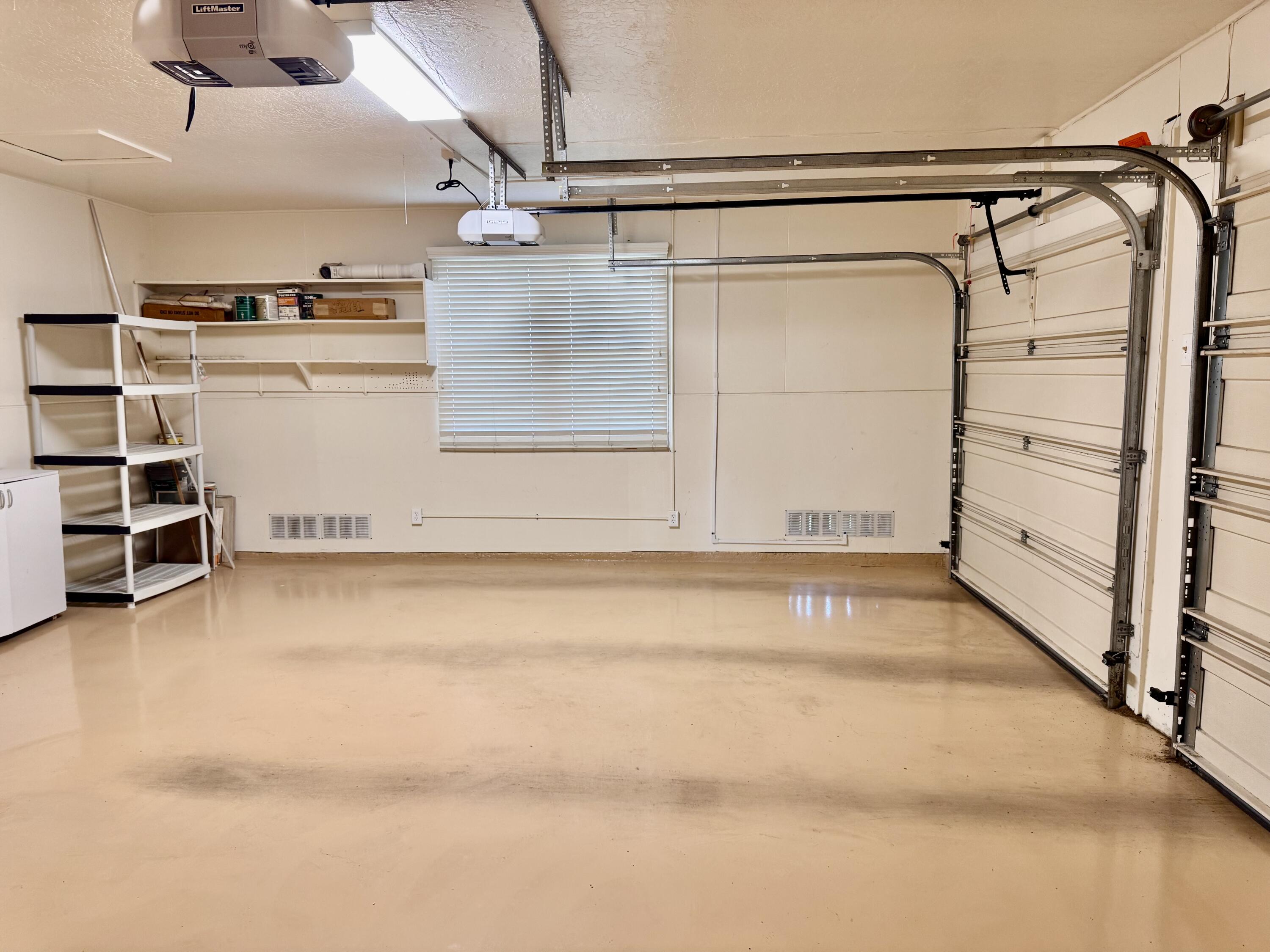 2512 Cutler Avenue NE