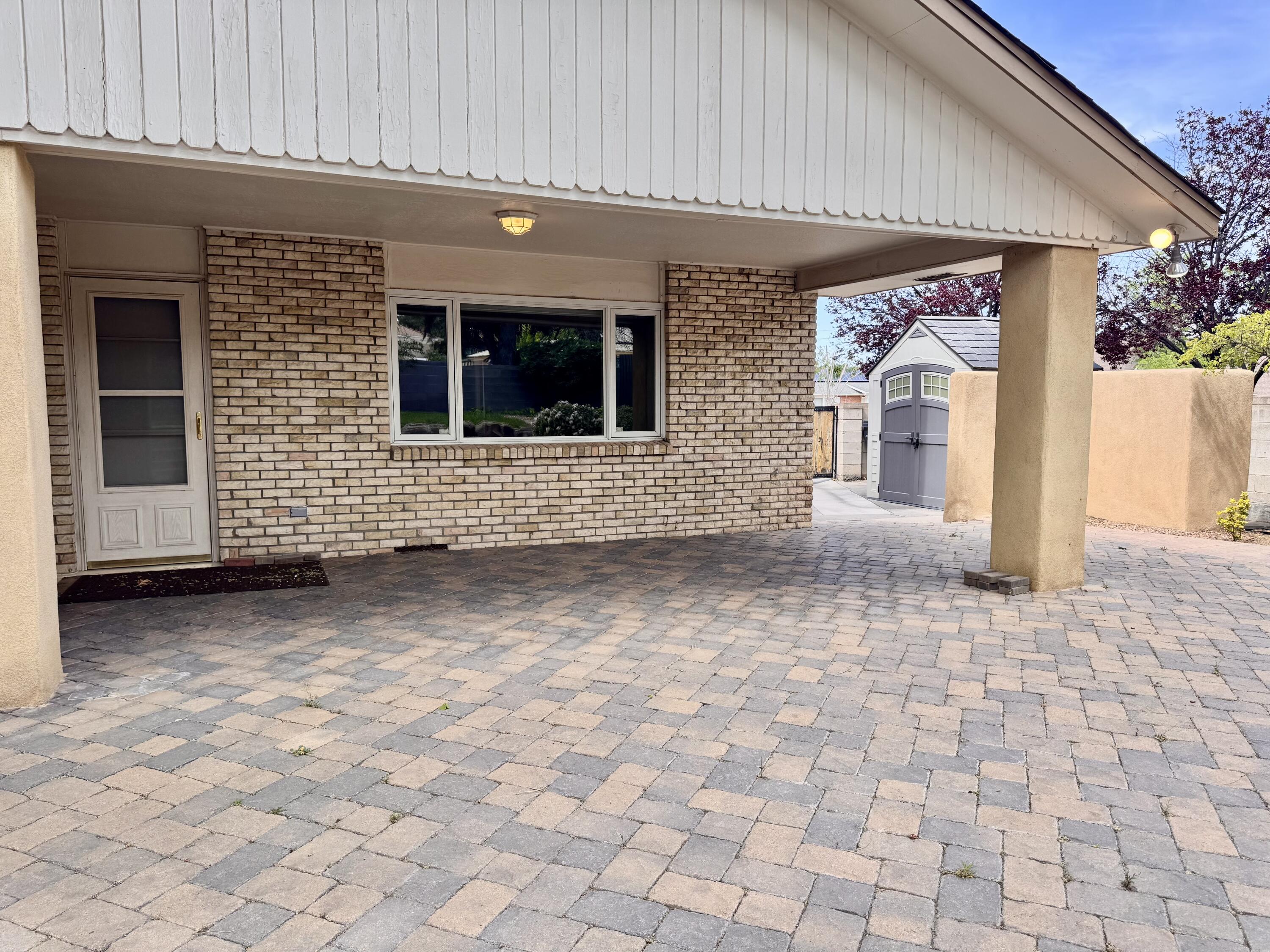 2512 Cutler Avenue NE