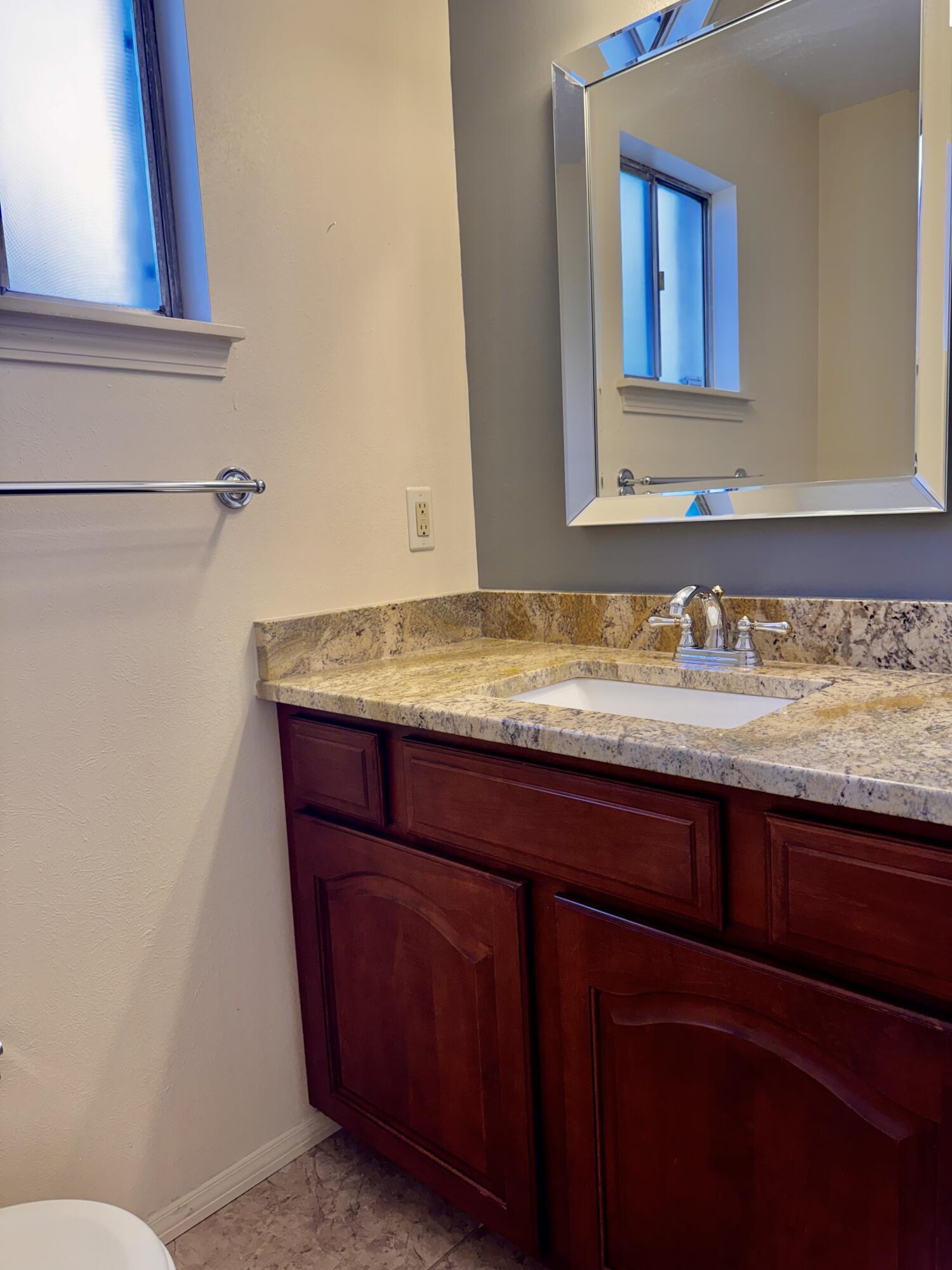 2512 Cutler Avenue NE