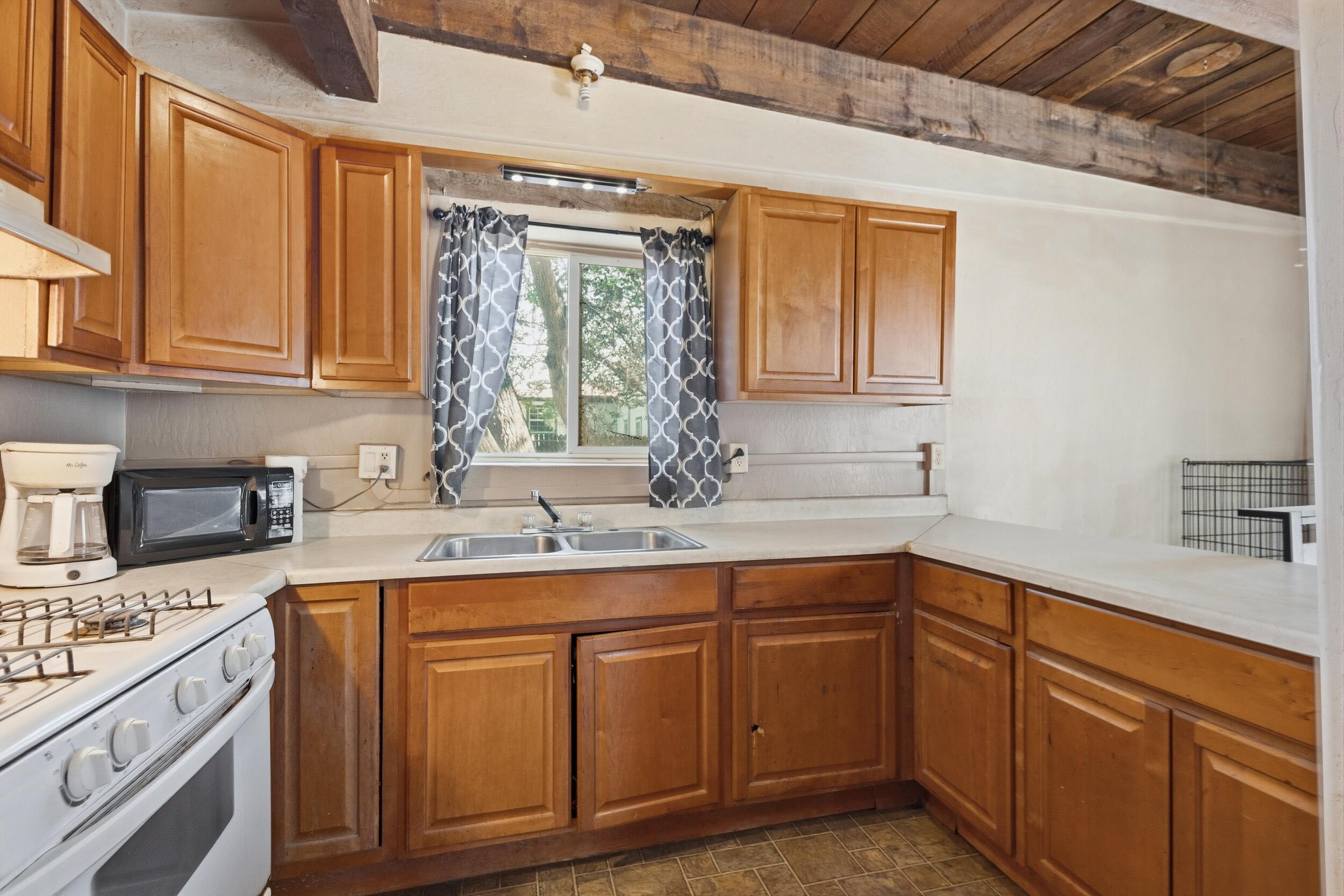 2070 Eldorado Loop