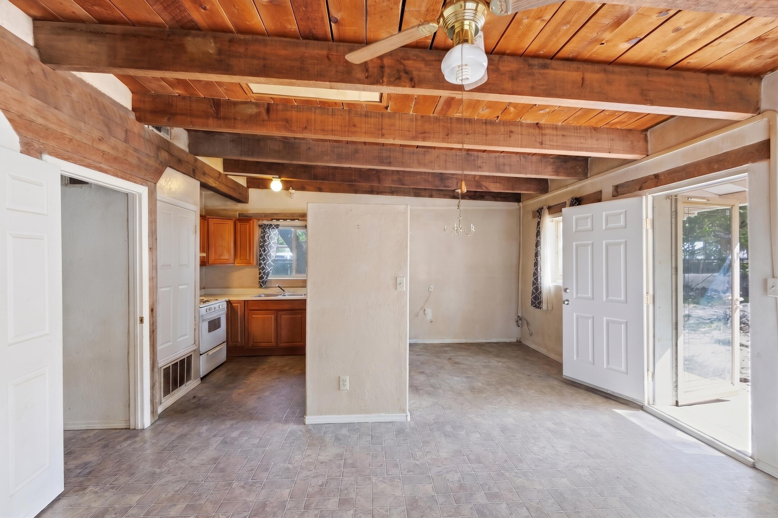 2070 Eldorado Loop