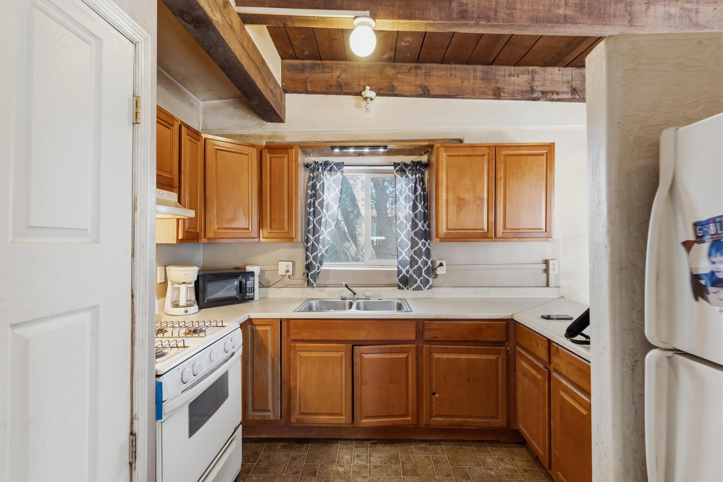 2070 Eldorado Loop
