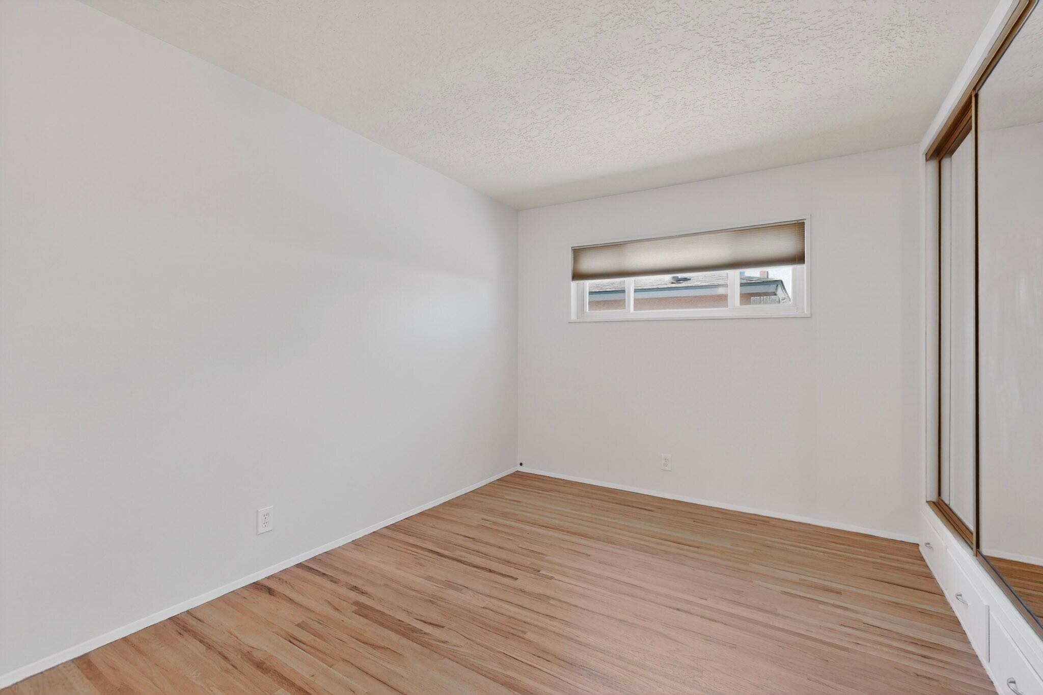 10117 Maya Court NE