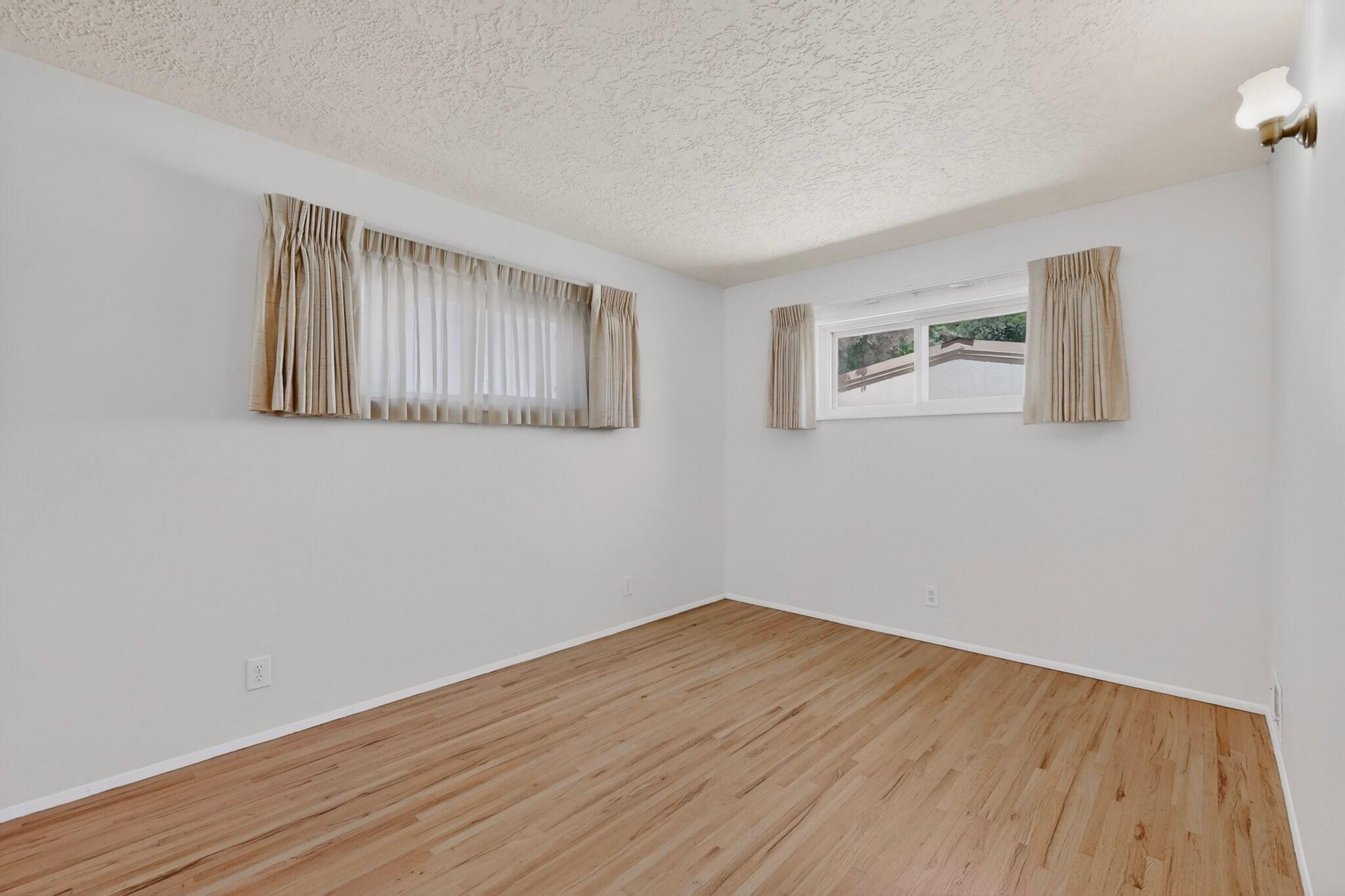 10117 Maya Court NE