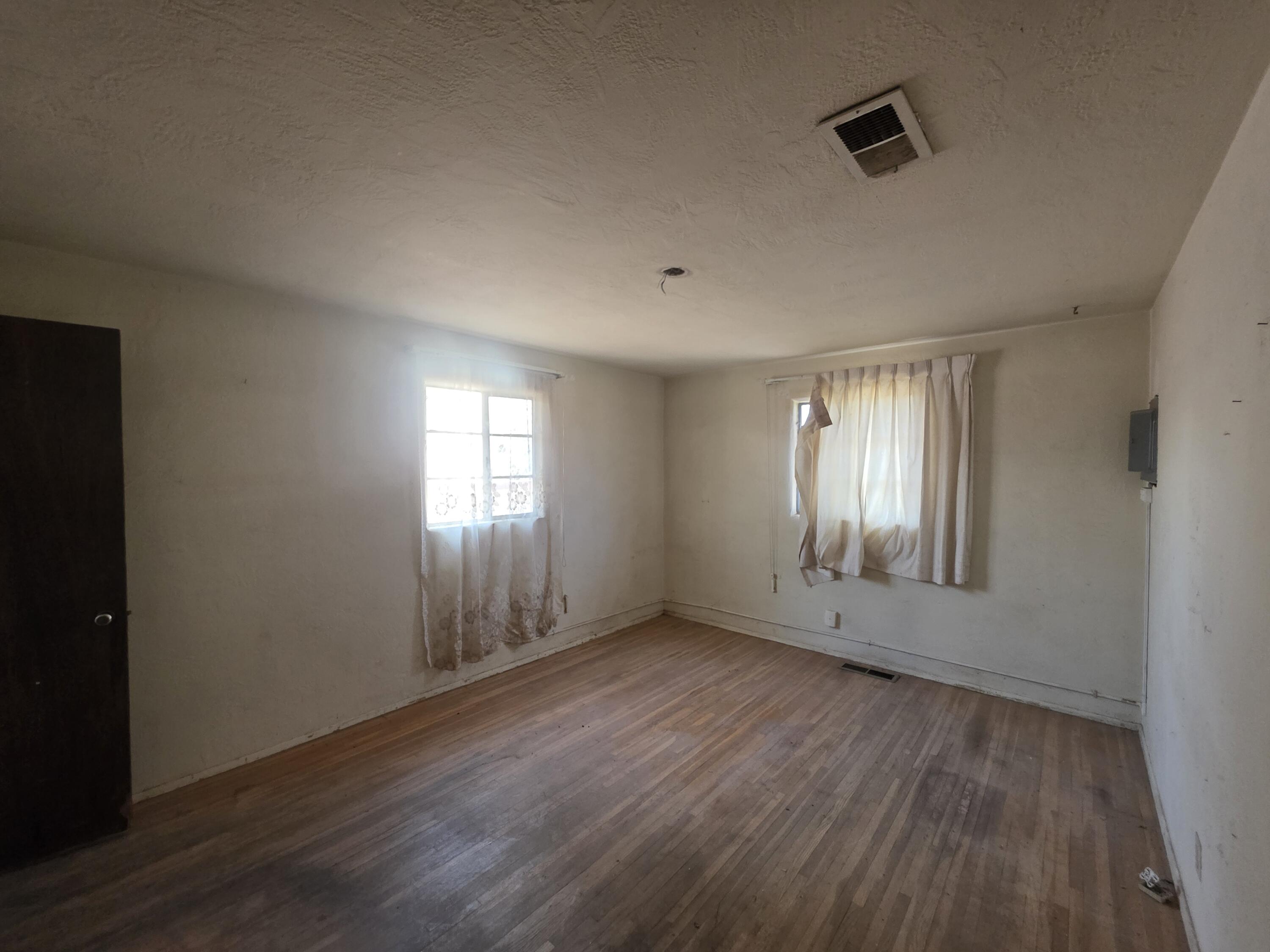 1005 Kentucky Street SE