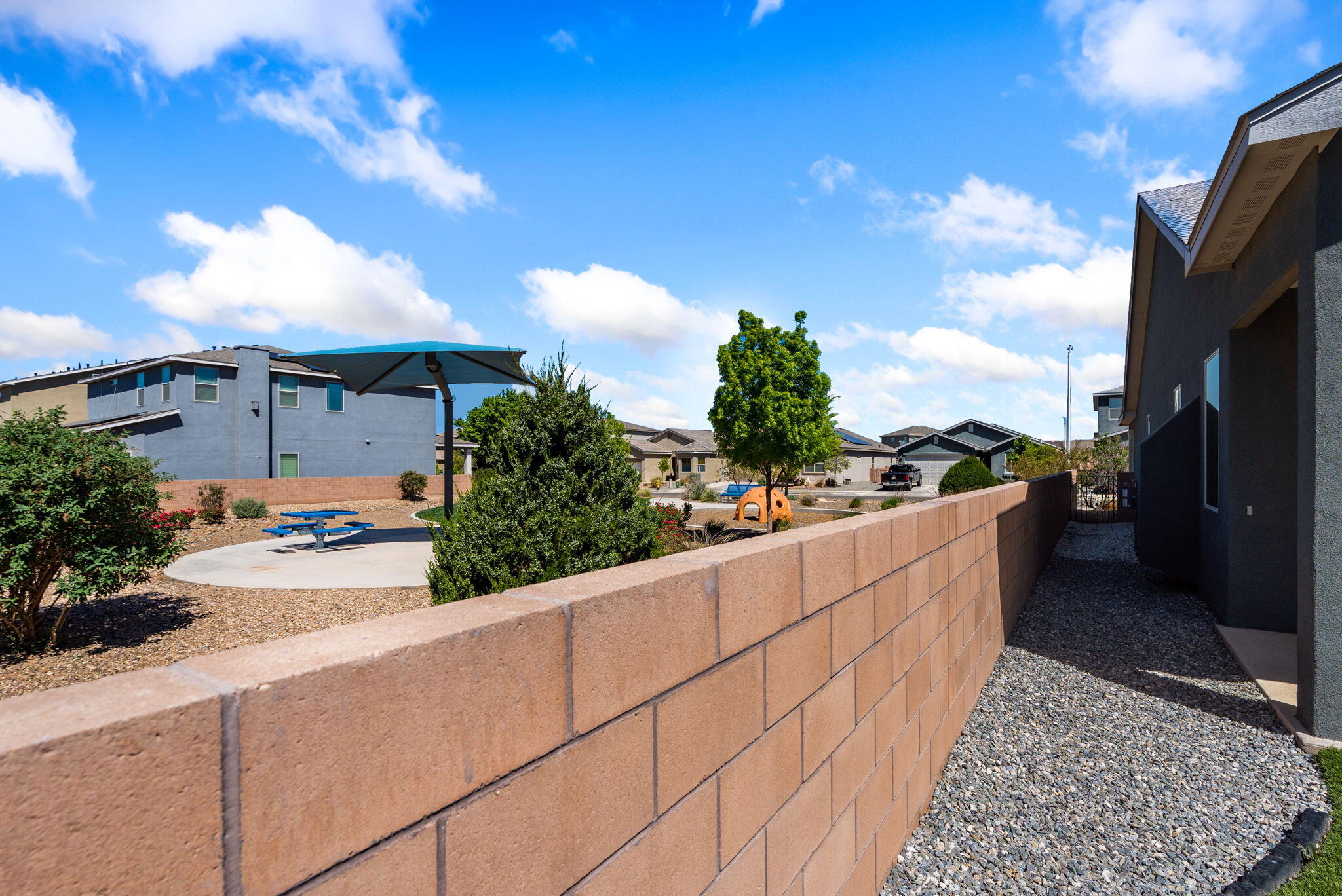 2696 Camino Plata Loop NE