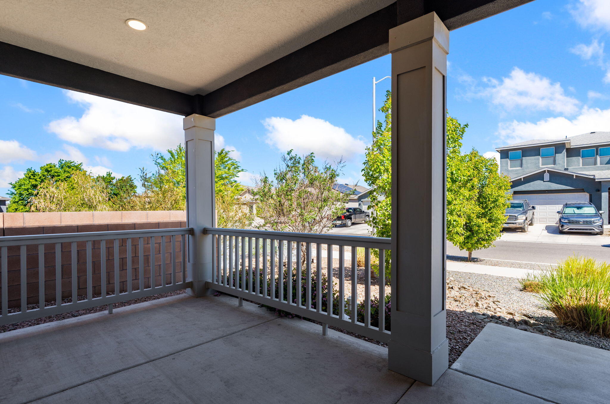 2696 Camino Plata Loop NE
