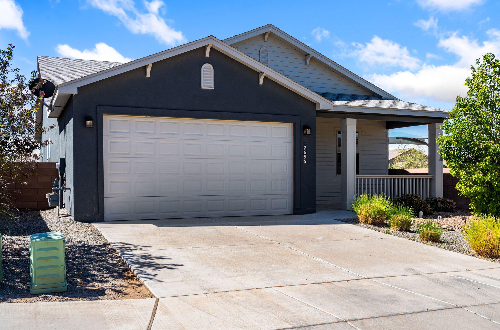 2696 Camino Plata Loop NE