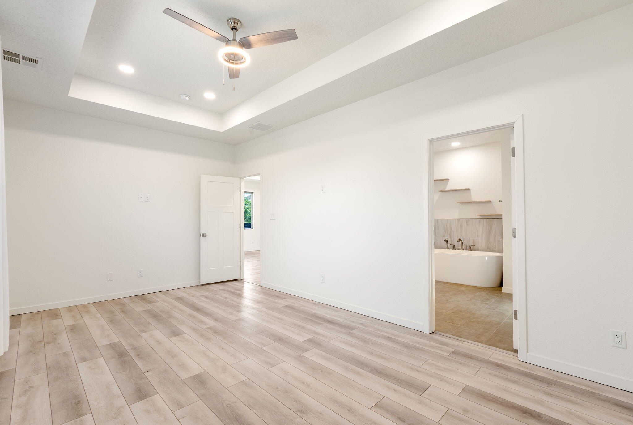 2696 Camino Plata Loop NE