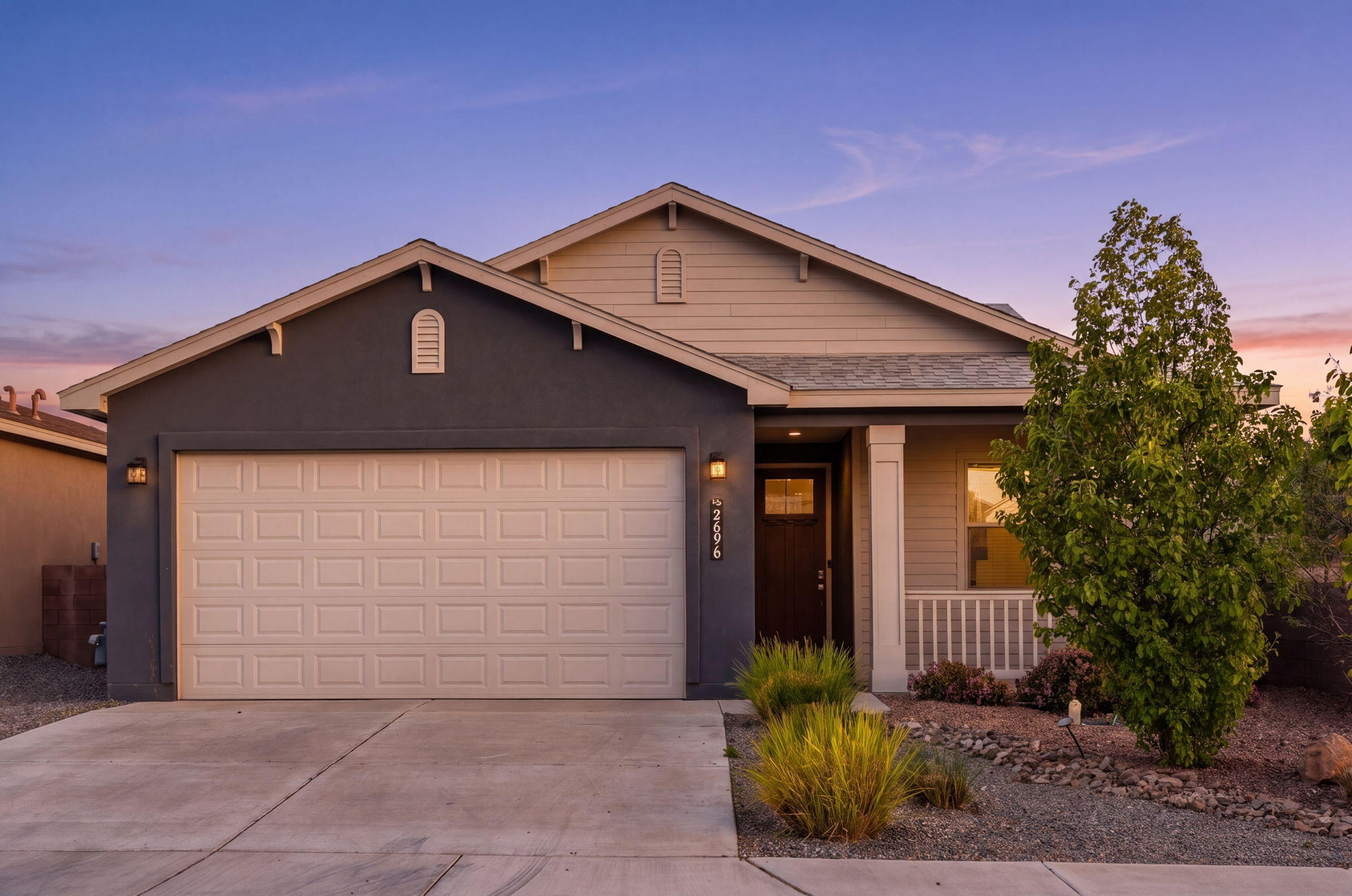 2696 Camino Plata Loop NE