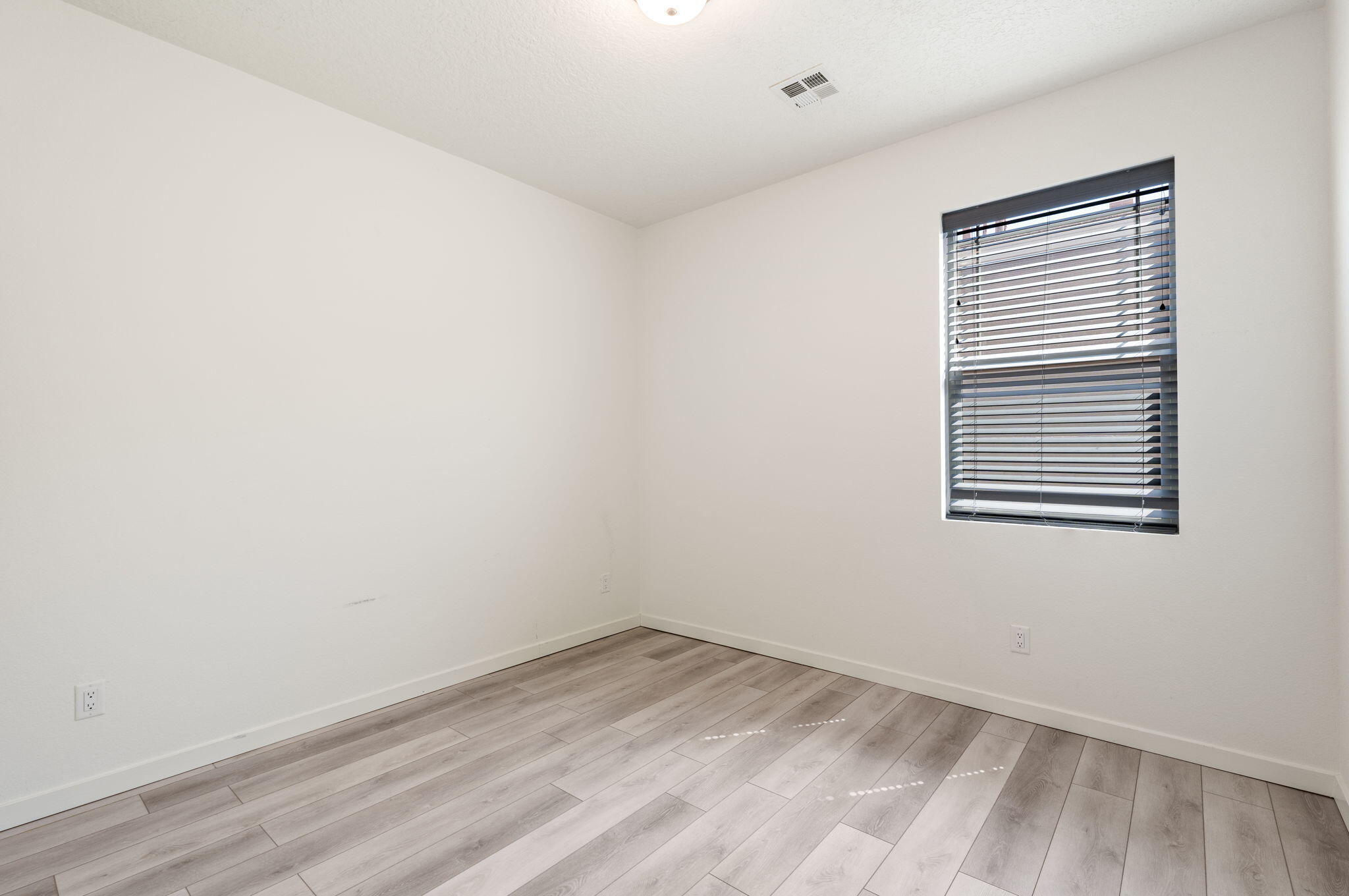 2696 Camino Plata Loop NE