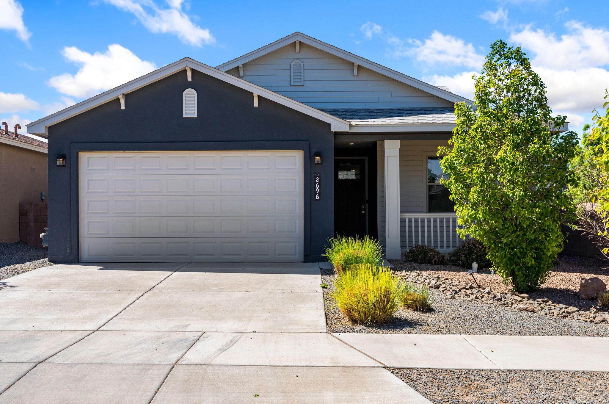 2696 Camino Plata Loop NE
