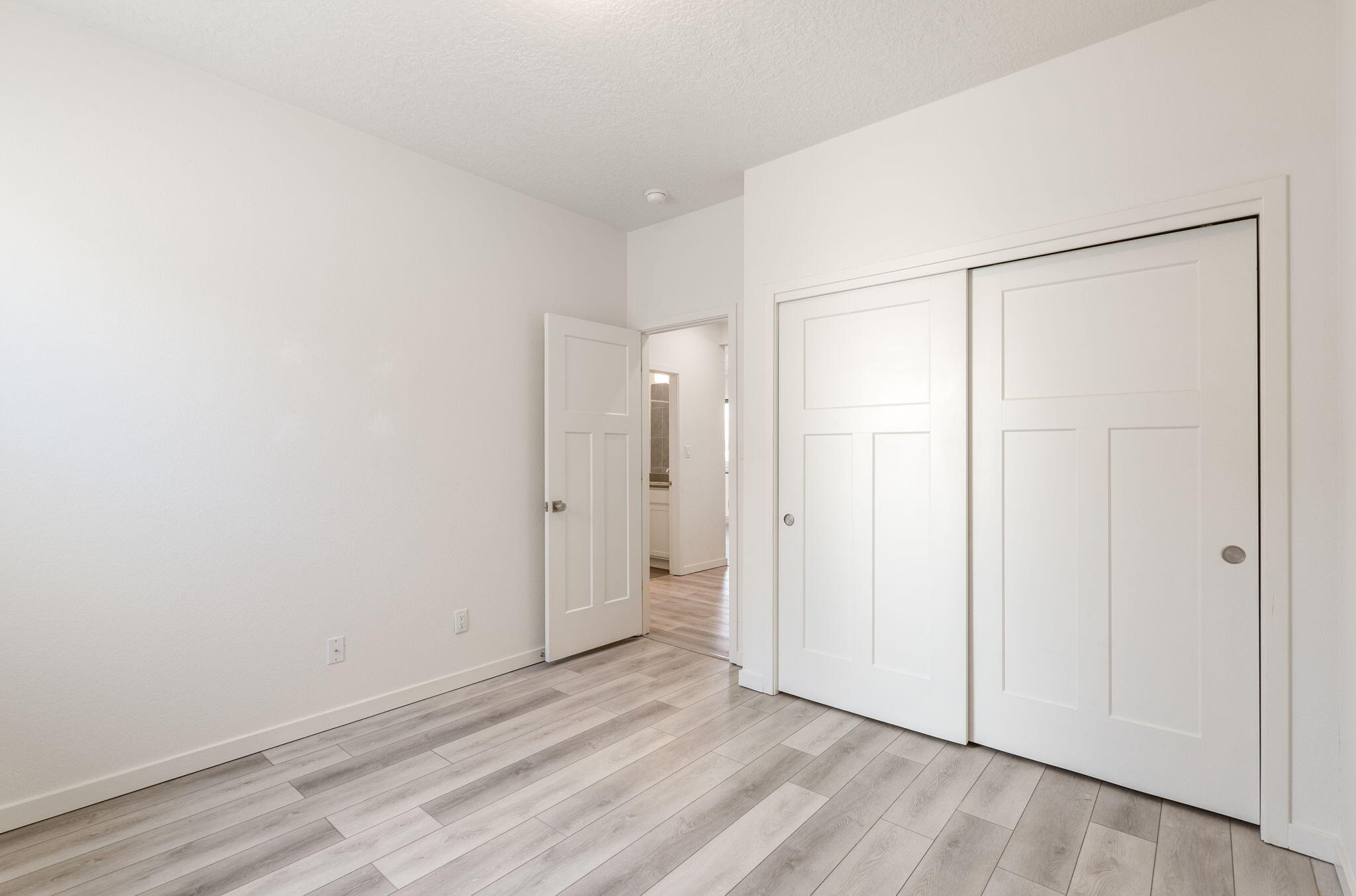 2696 Camino Plata Loop NE