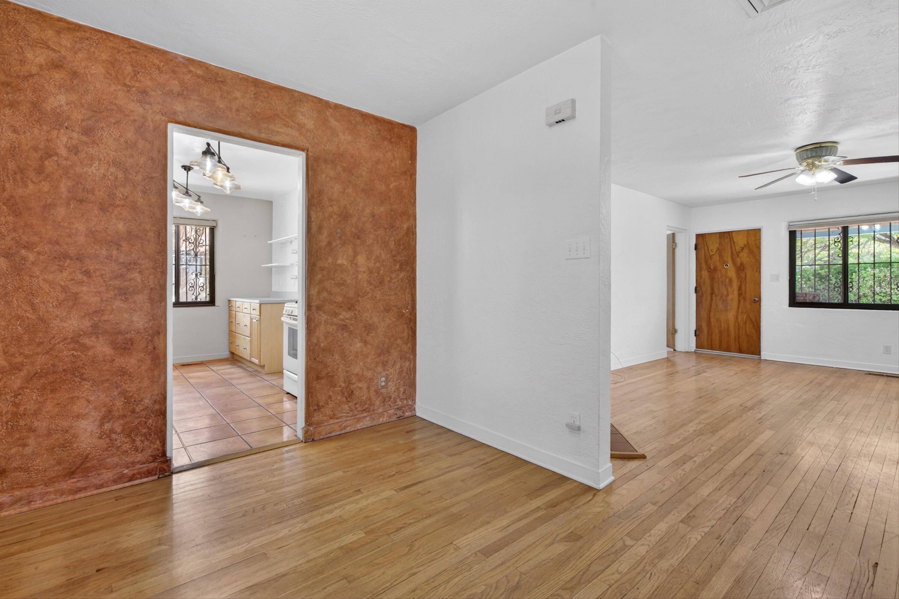 2105 Madeira Drive NE