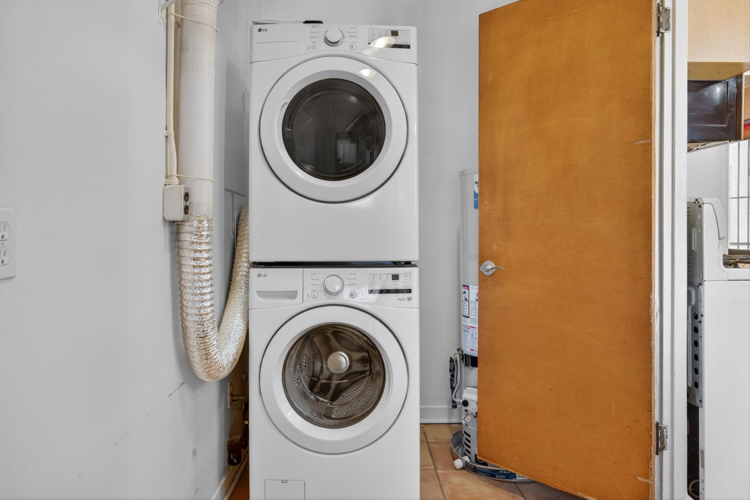 2105 Madeira Drive NE