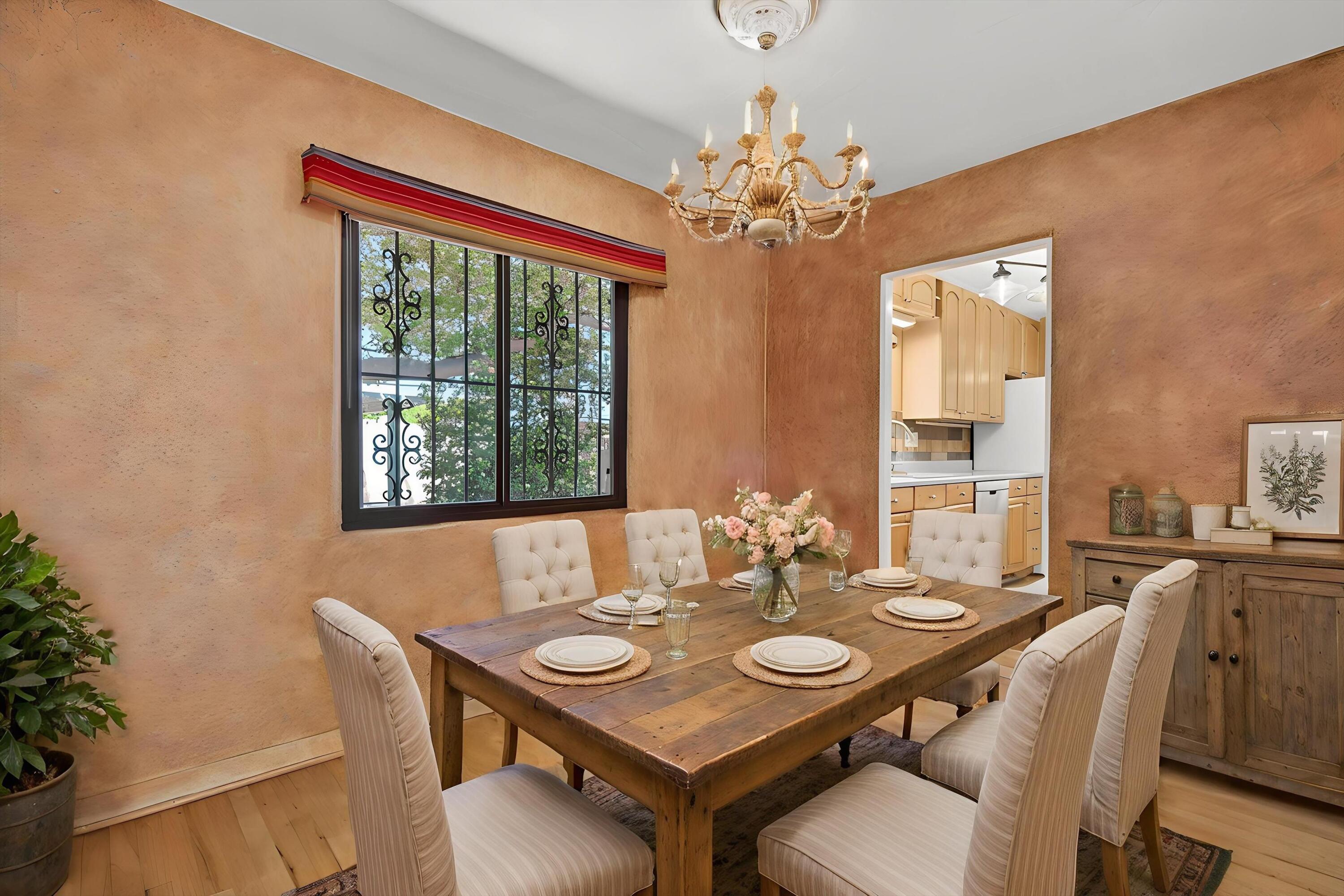 2105 Madeira Drive NE