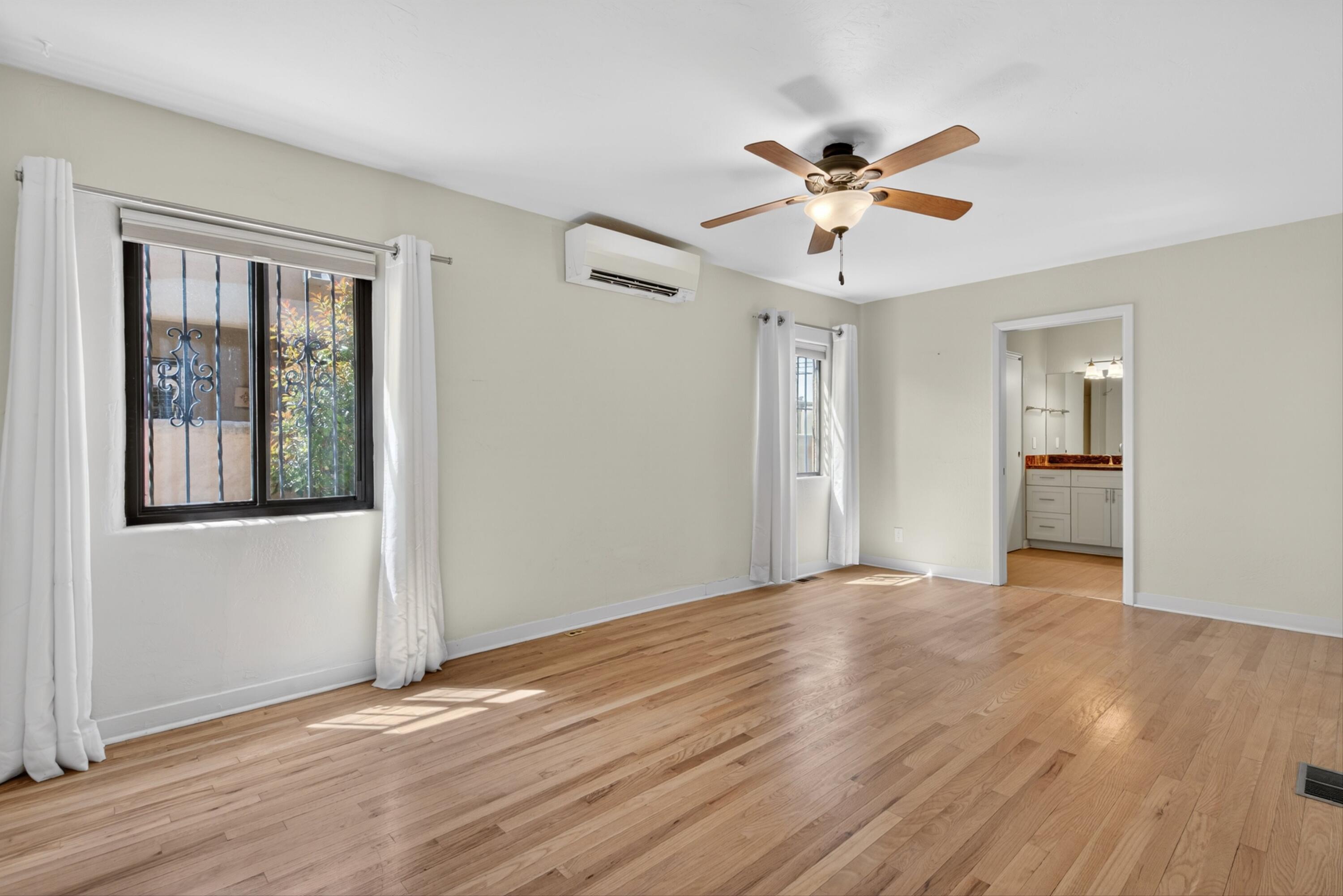 2105 Madeira Drive NE