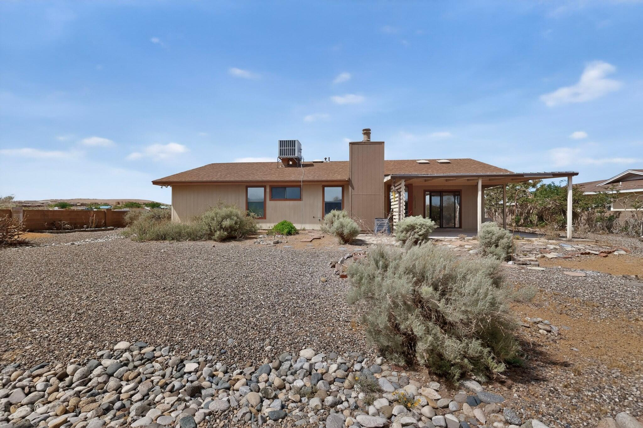 4504 Quartz Drive NE