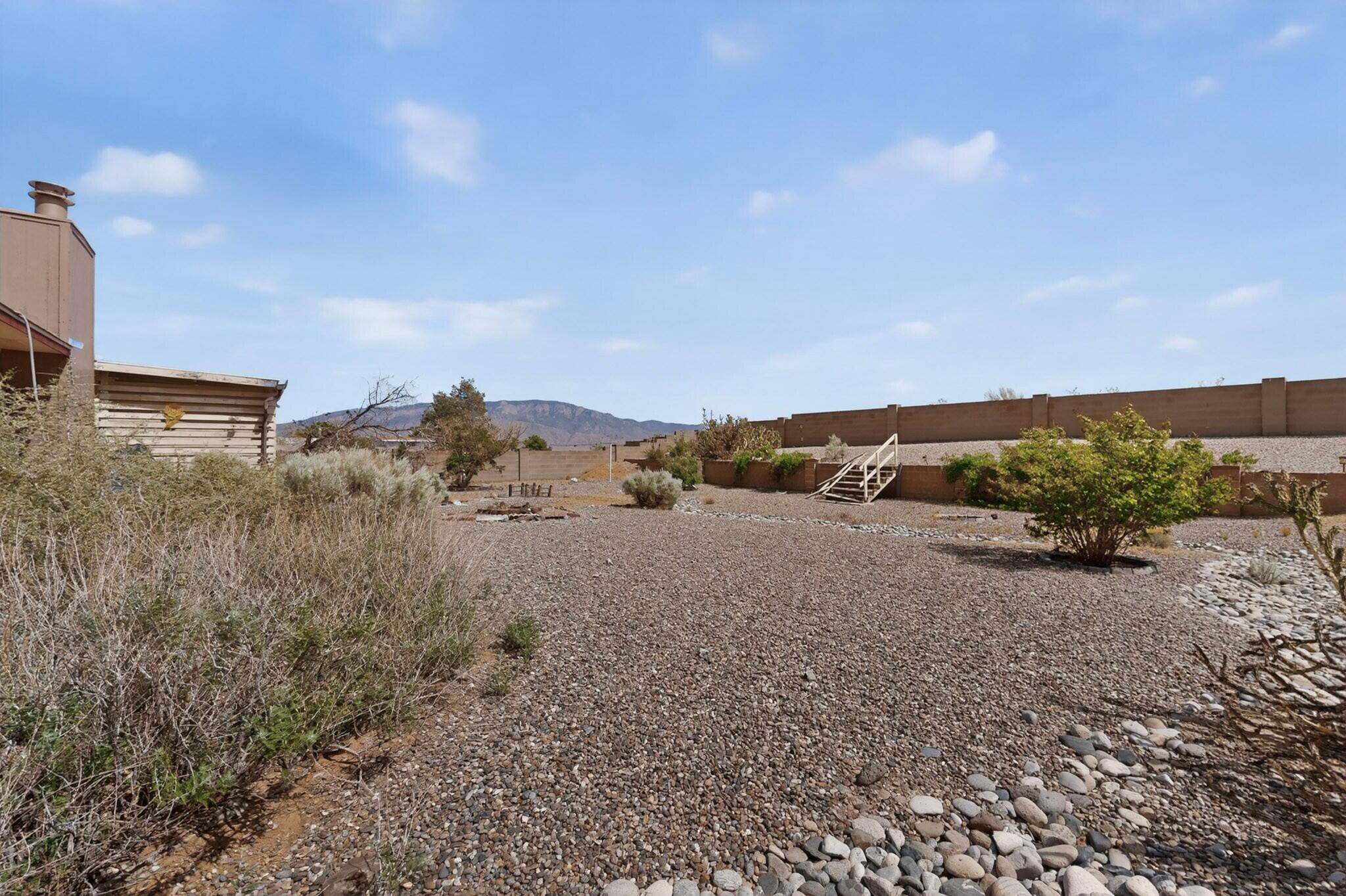 4504 Quartz Drive NE