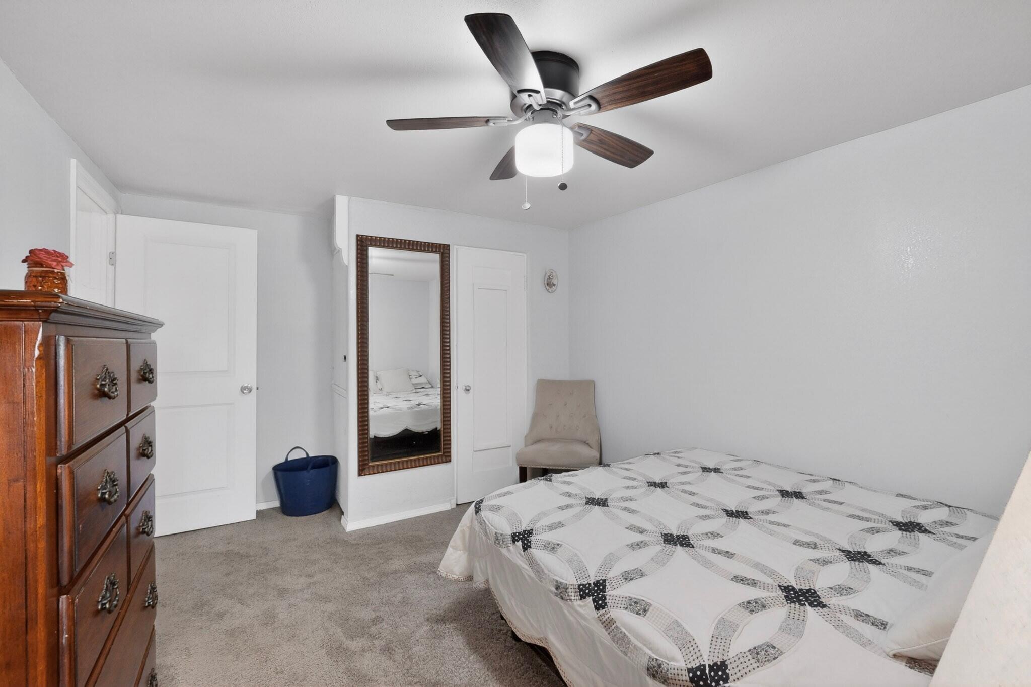 308 Dolores Drive NW