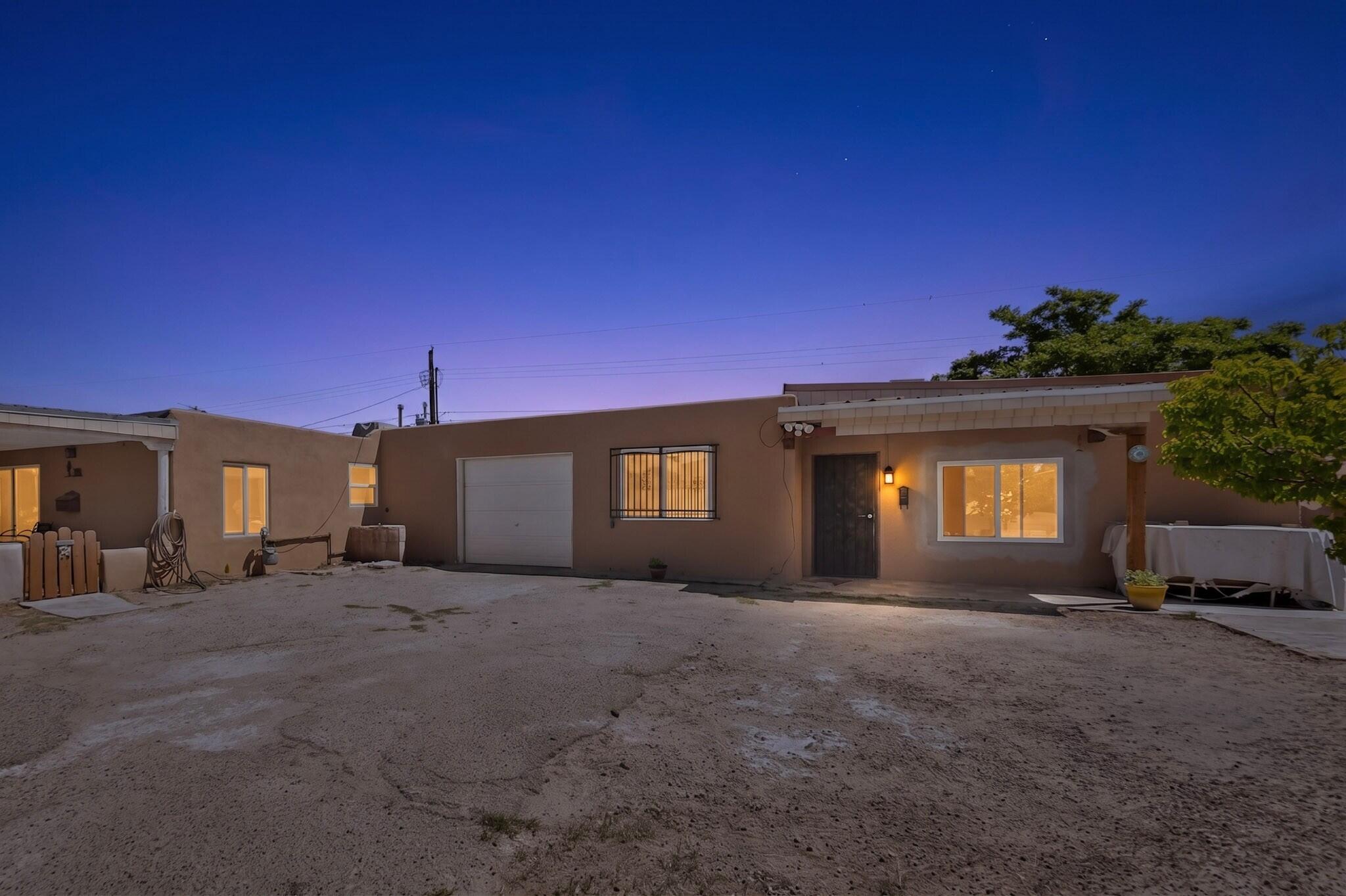308 Dolores Drive NW