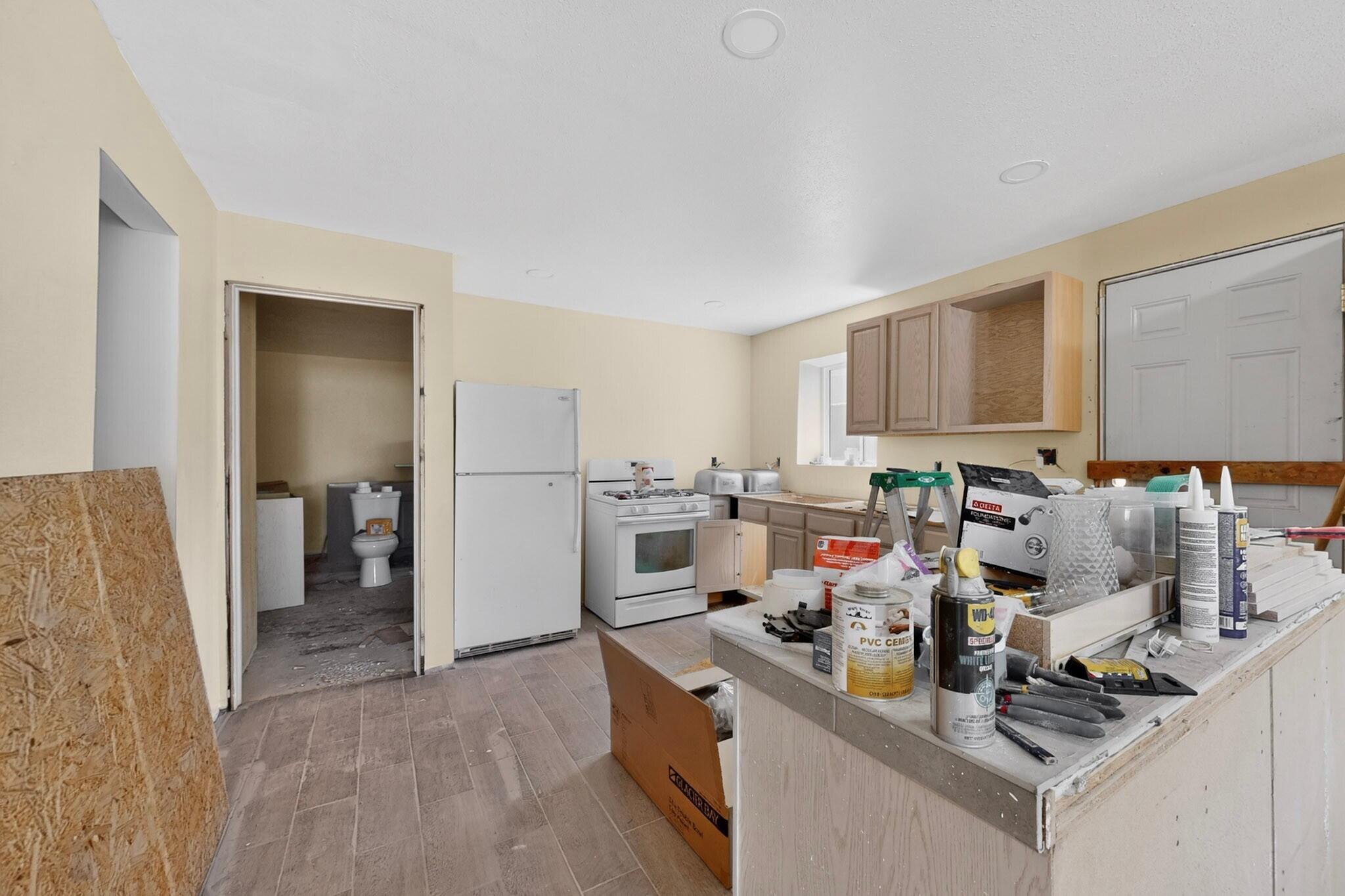 308 Dolores Drive NW