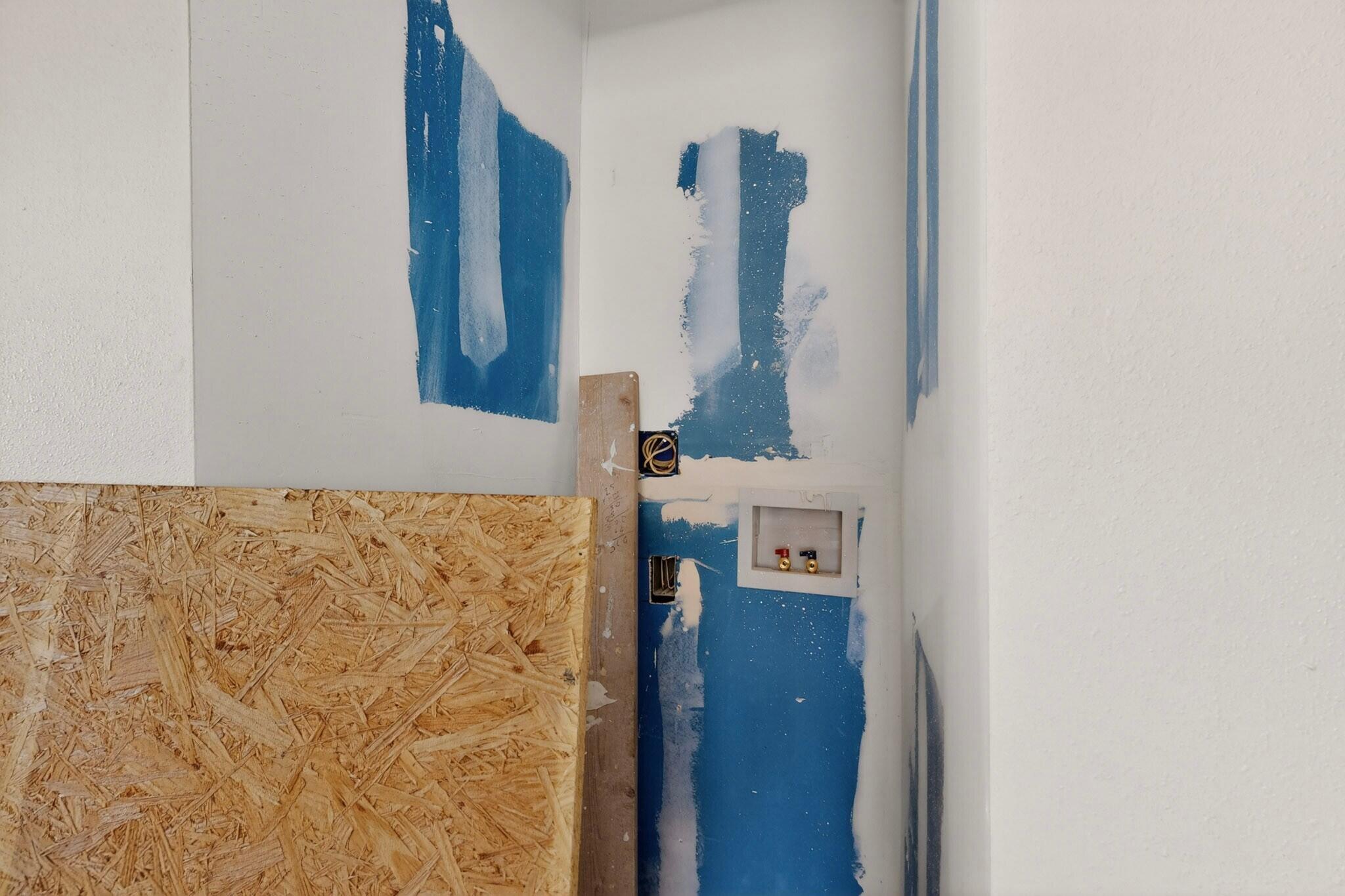 308 Dolores Drive NW