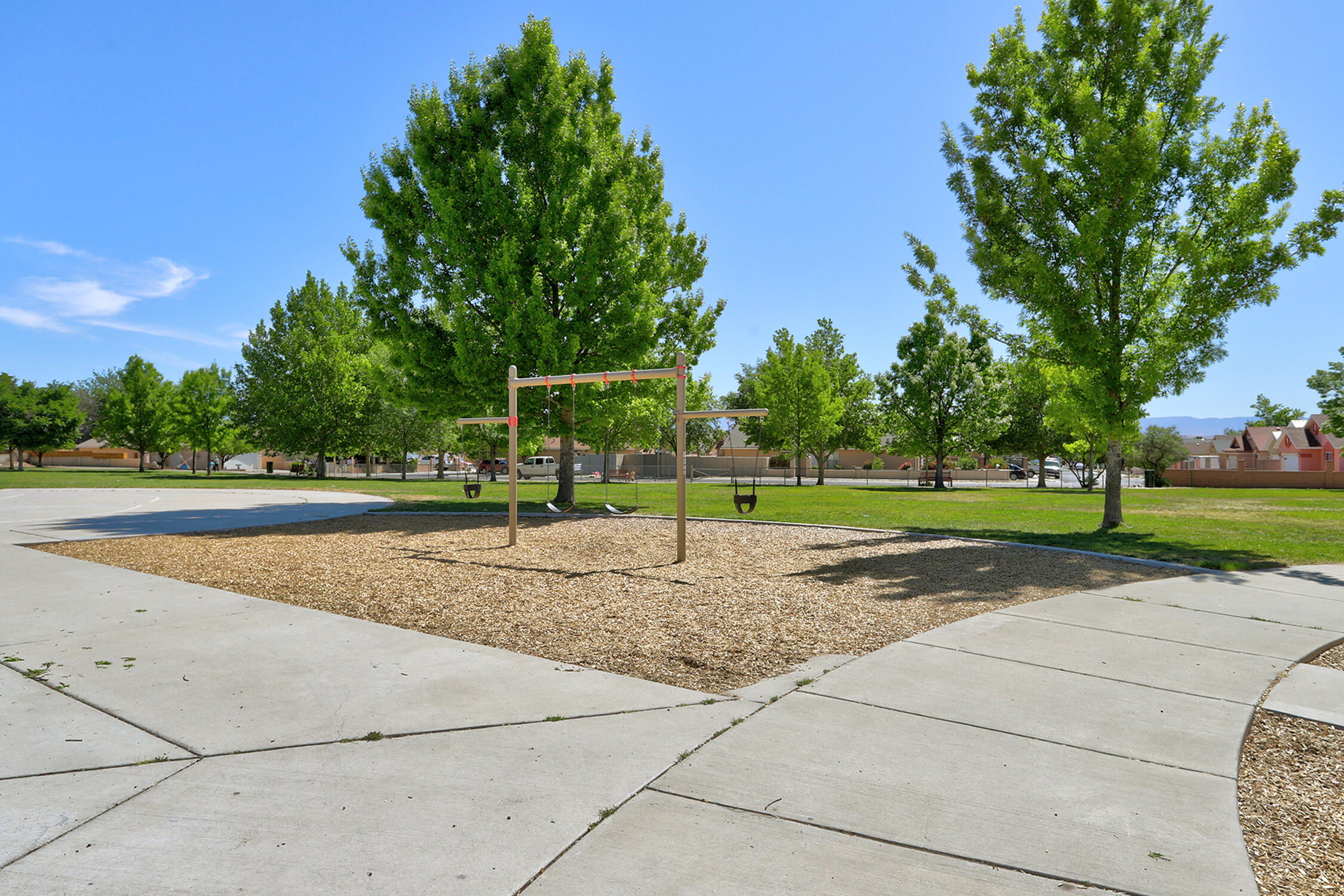 2216 Desert Wood Drive SW